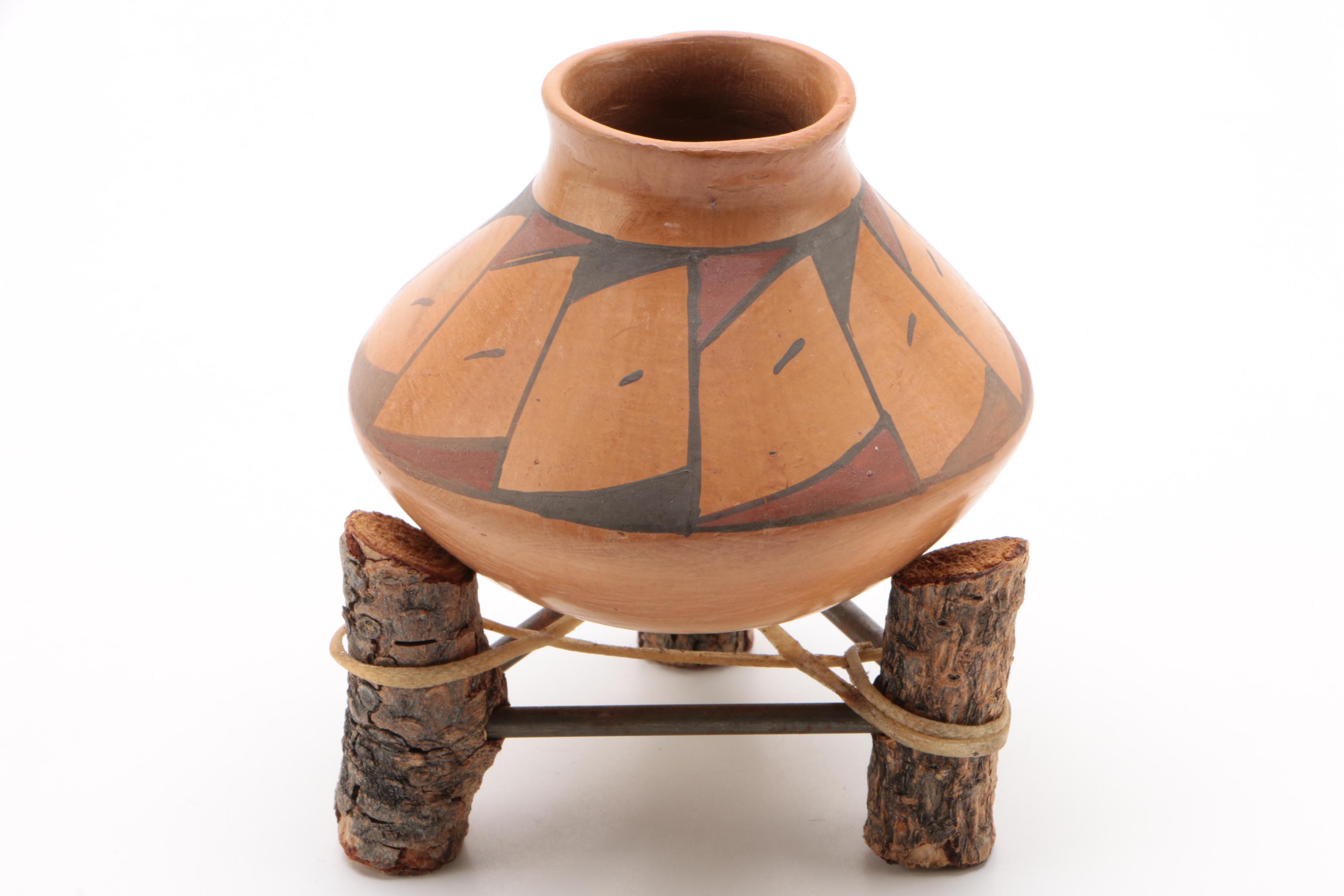 Daniel Gonzalez Mata Ortiz Pottery Vessel and other Mexican Pottery Vase