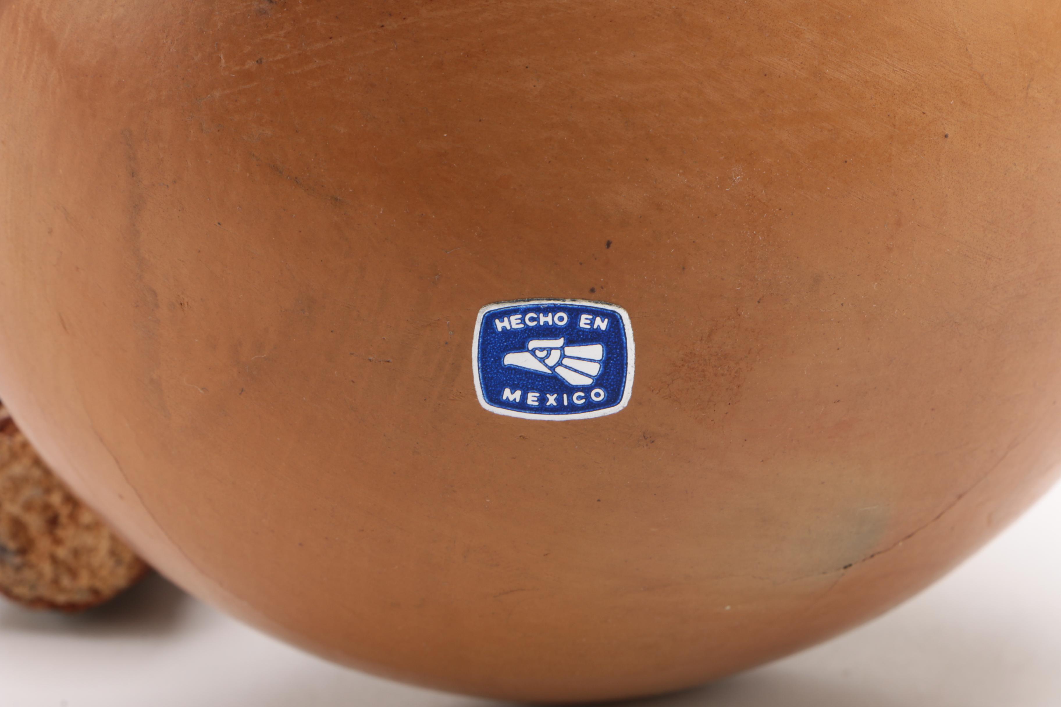 Daniel Gonzalez Mata Ortiz Pottery Vessel and other Mexican Pottery Vase