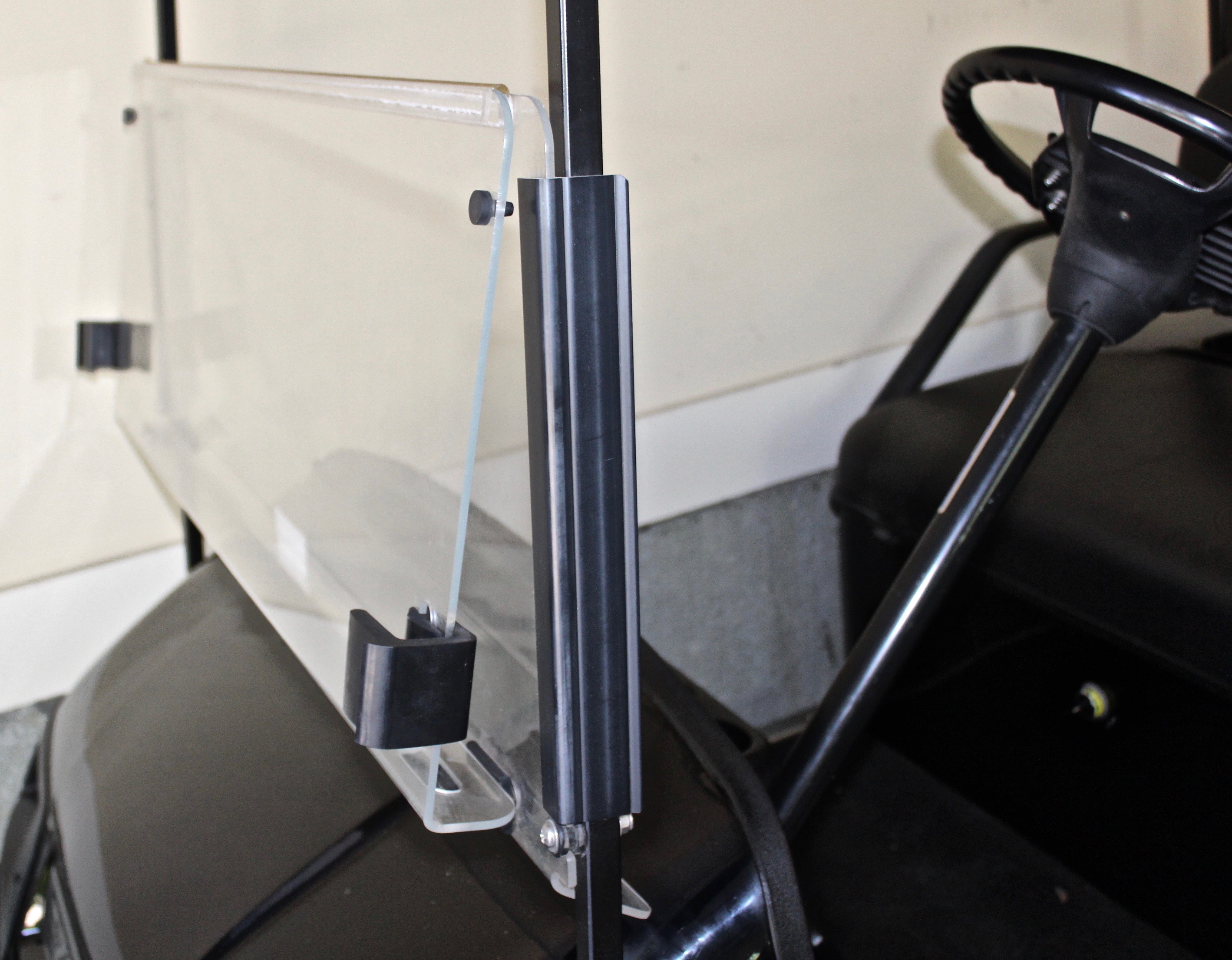 E-Z-Go Textron Golf Cart