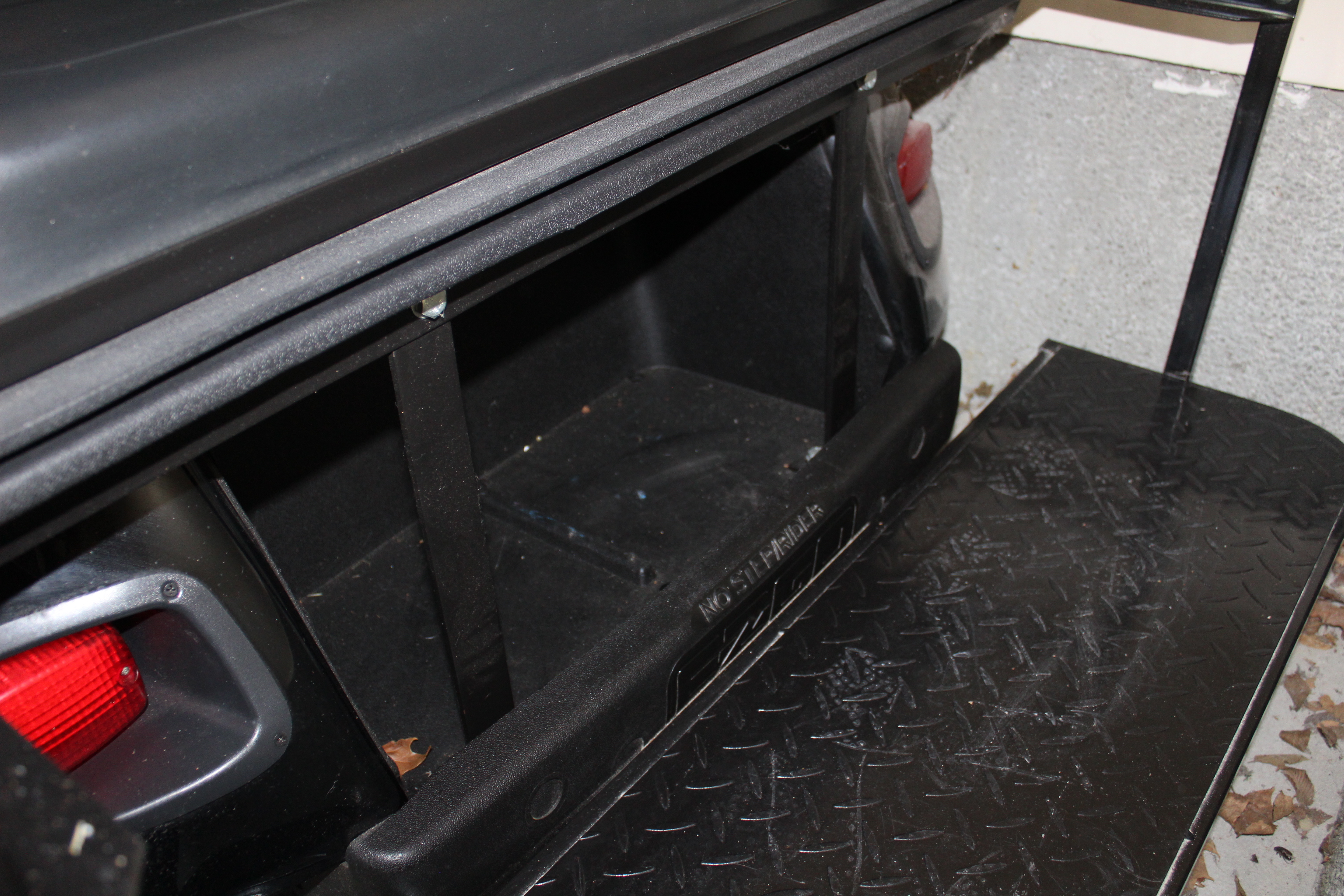 E-Z-Go Textron Golf Cart