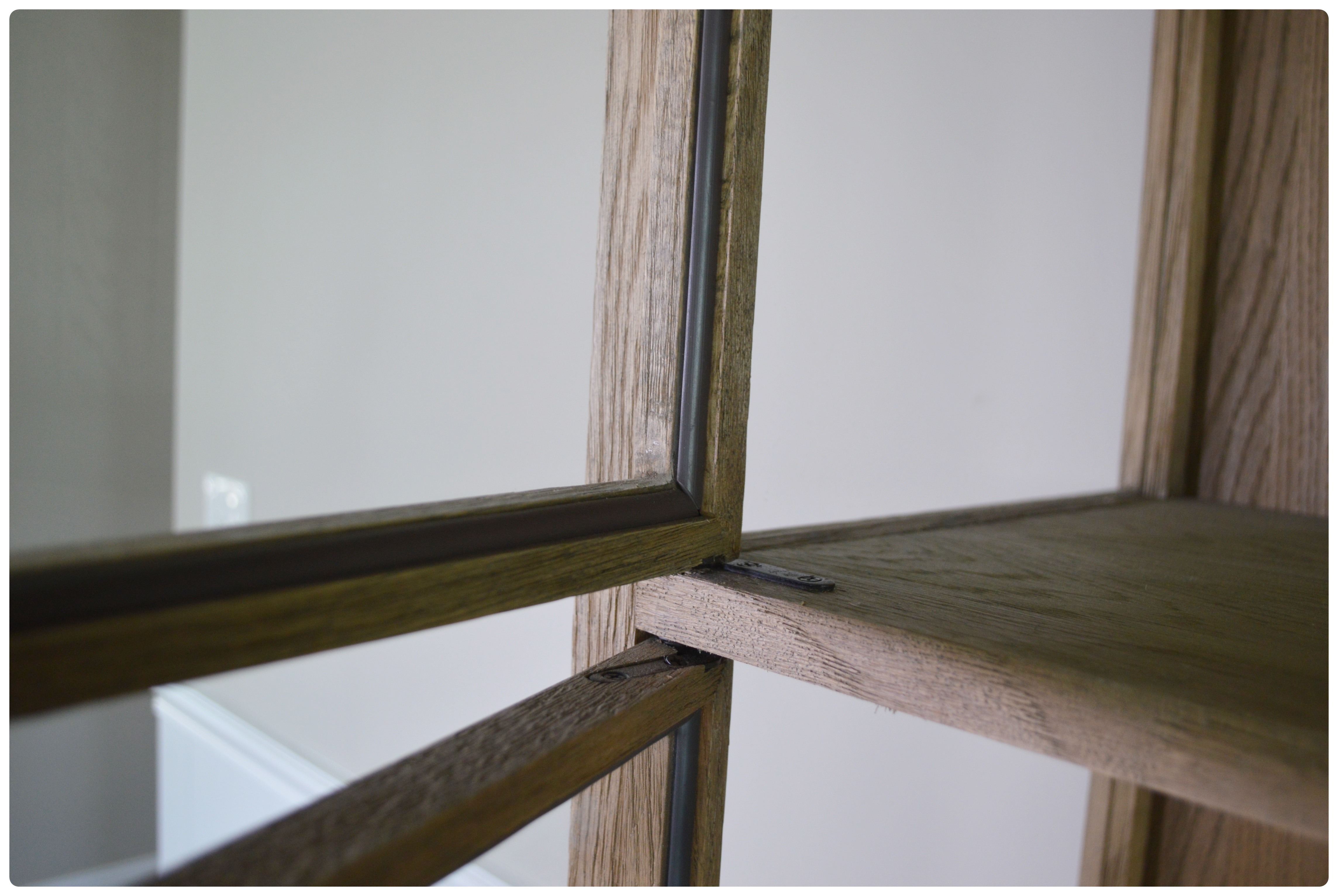 Transitional Stand Mounted Display Cabinet