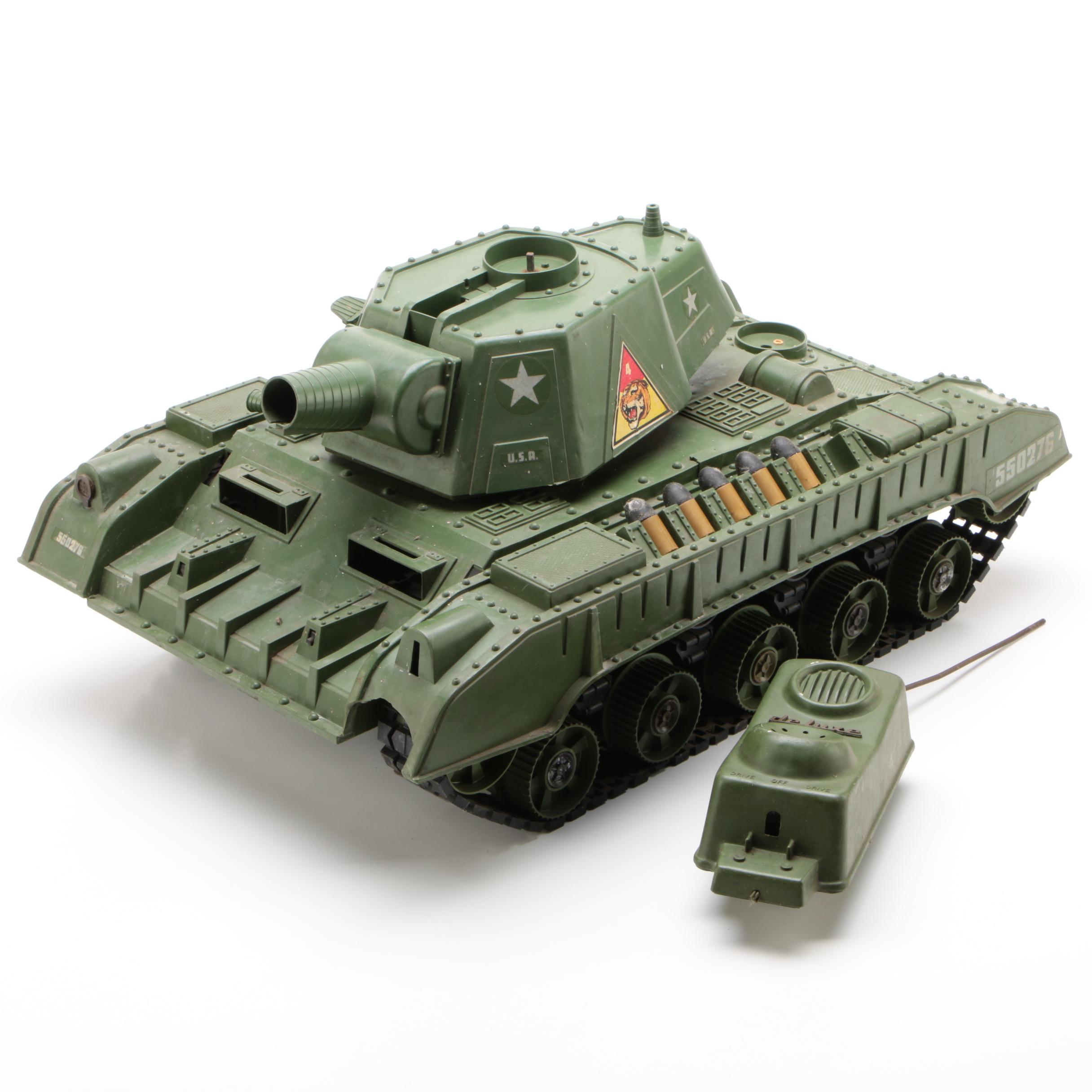 1960s Deluxe Reading Tiger Joe Howitzer Toy Tank with Battery Pack, 1961-62