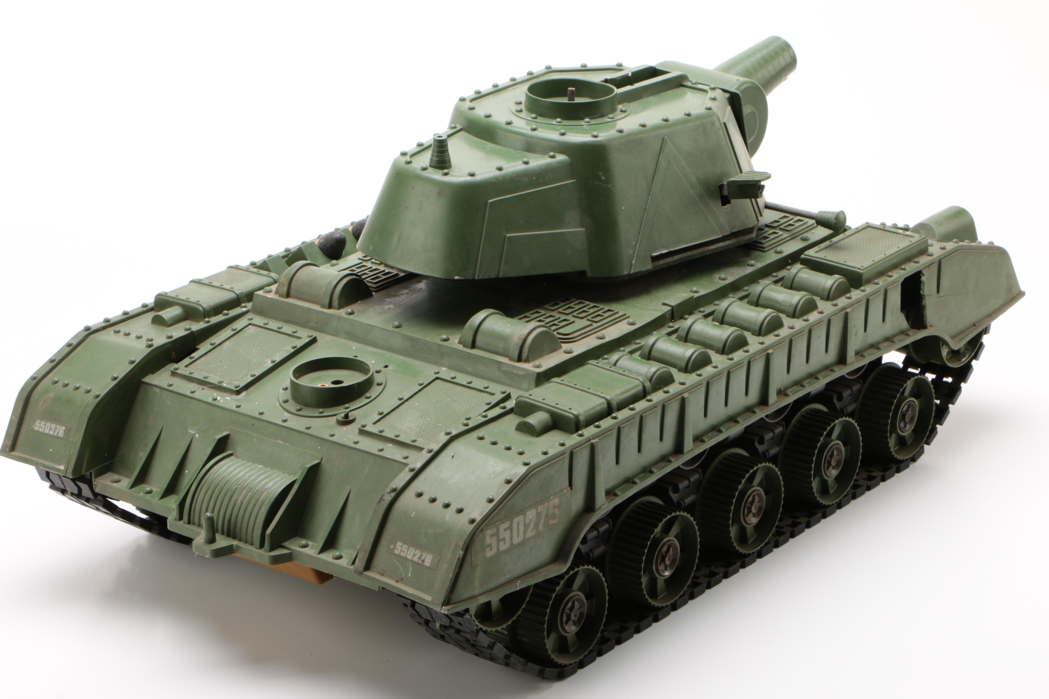 1960s Deluxe Reading Tiger Joe Howitzer Toy Tank with Battery Pack, 1961-62