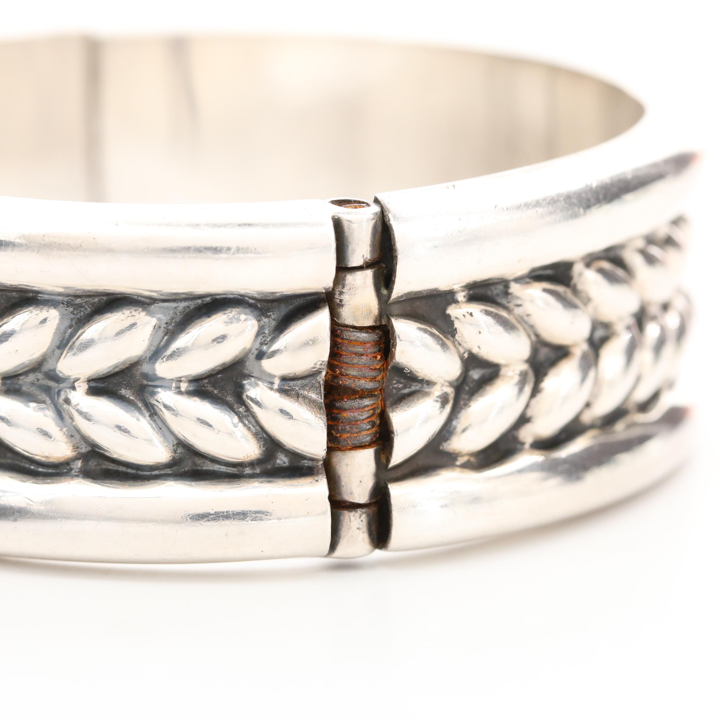 Mexican Sterling Silver Hinged Bracelet