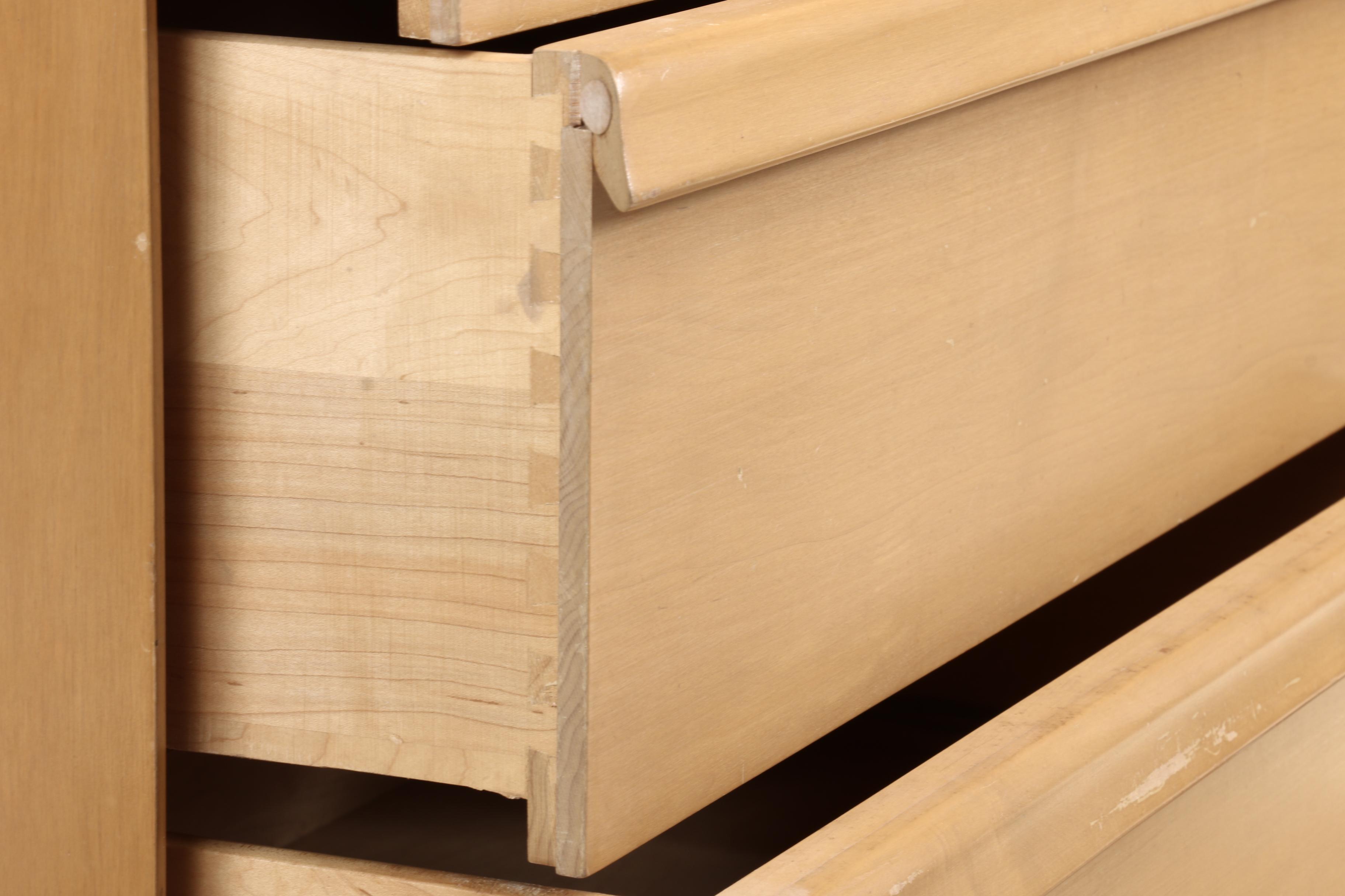 Mid Century Modern Baumritter "Birchcraft" Chest