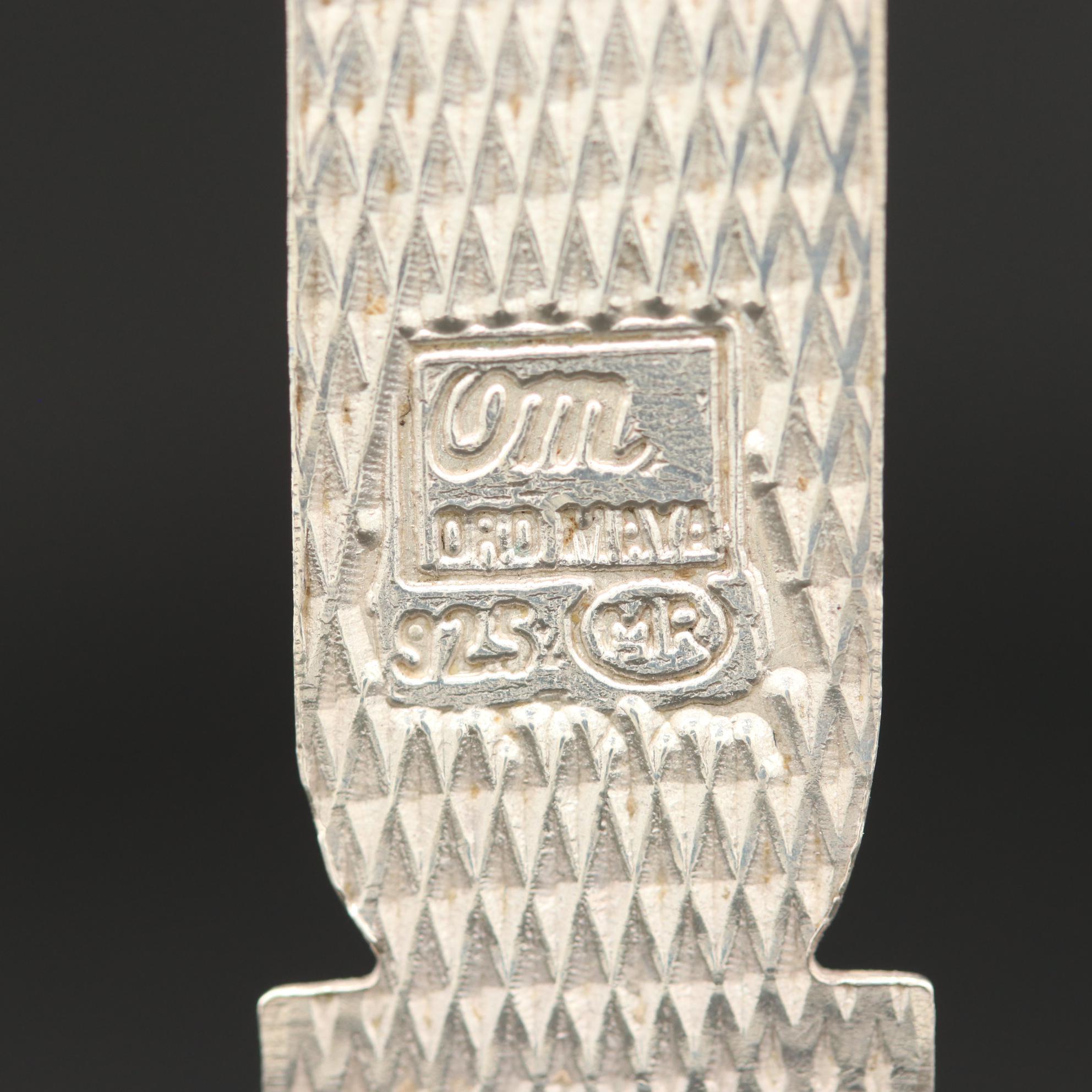 Oro Maya Sterling Silver Cartouche Style Pendant