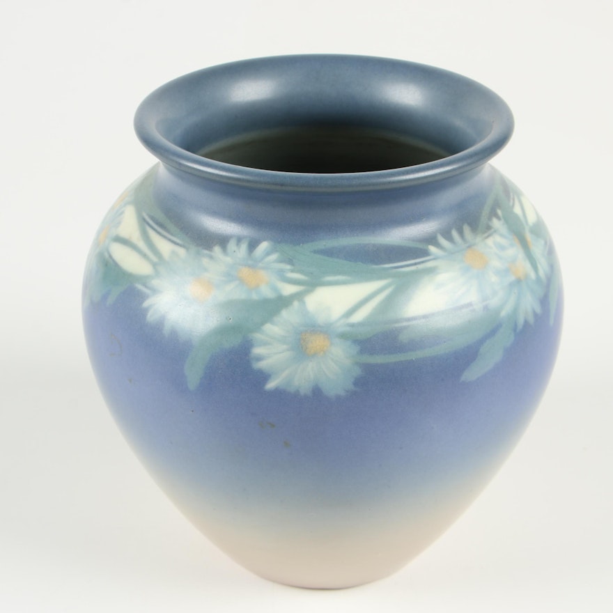 E. T. Hurley Rookwood Pottery Vellum Glaze Vase with Daisy Motif, 1927