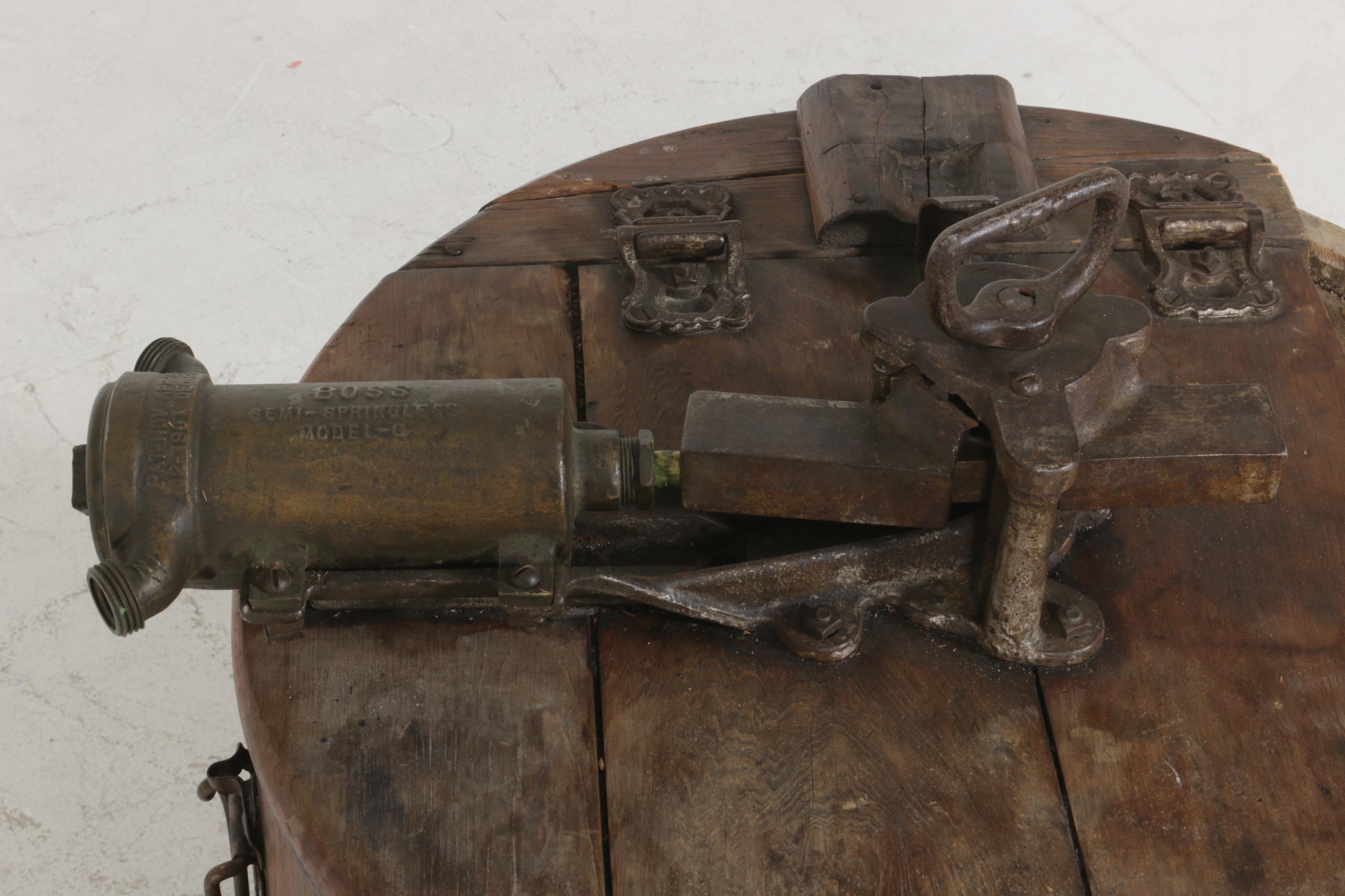 Boss Semi-Springless Model G Clothes Washer Machine with Ringer, Antique