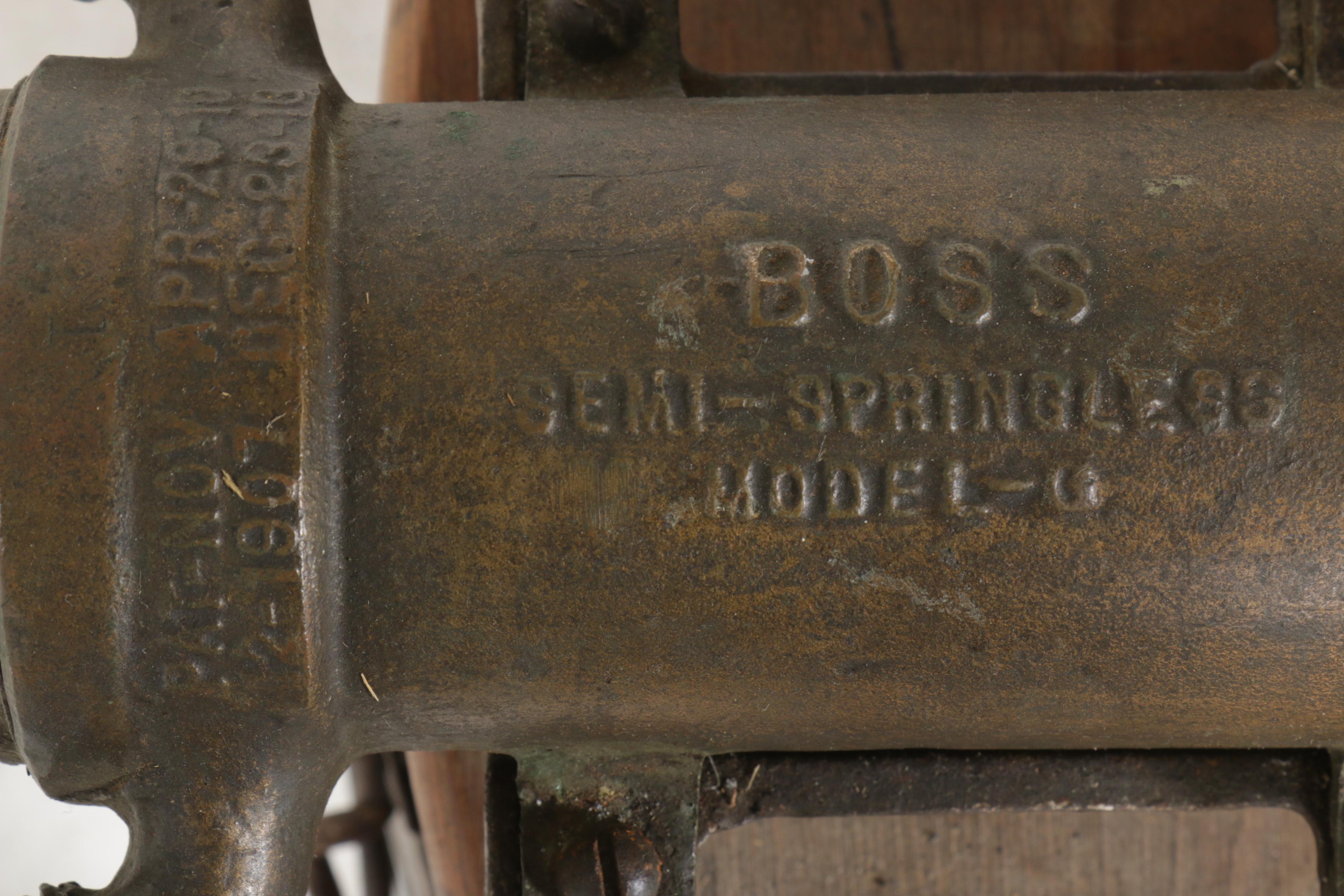 Boss Semi-Springless Model G Clothes Washer Machine with Ringer, Antique