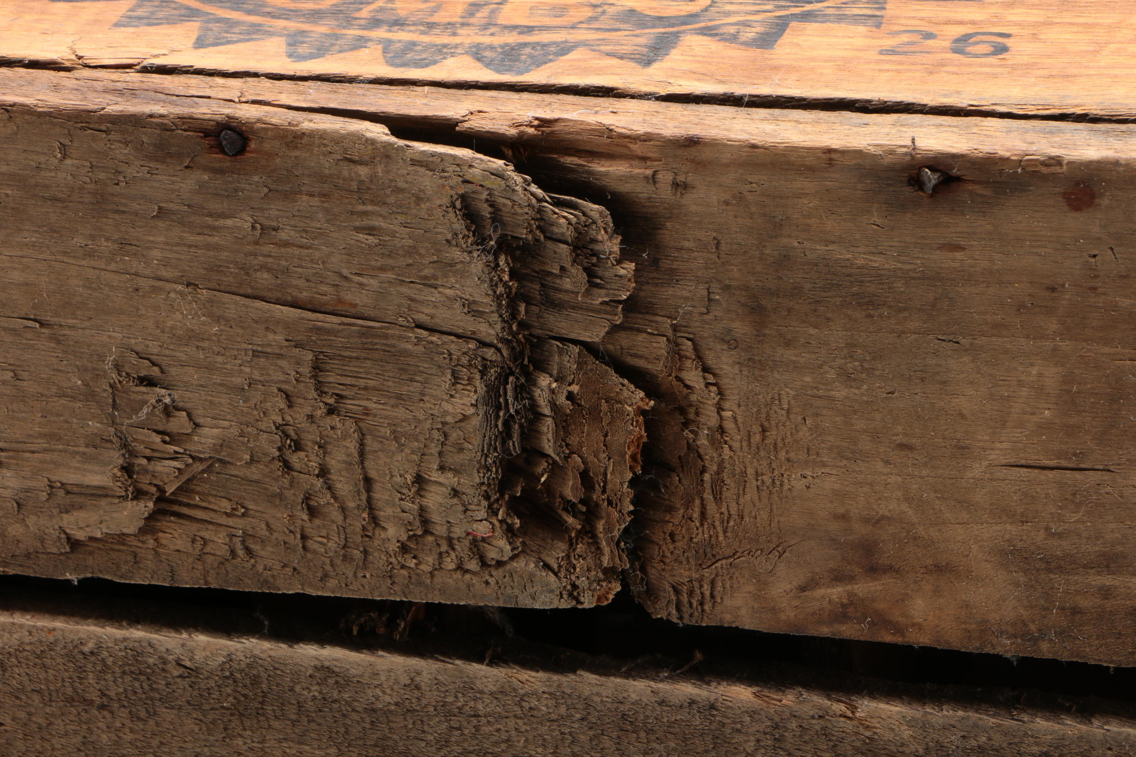 August Wagner Brewery Wood Advertising Crate, Columbus, Ohio, 1933-1937