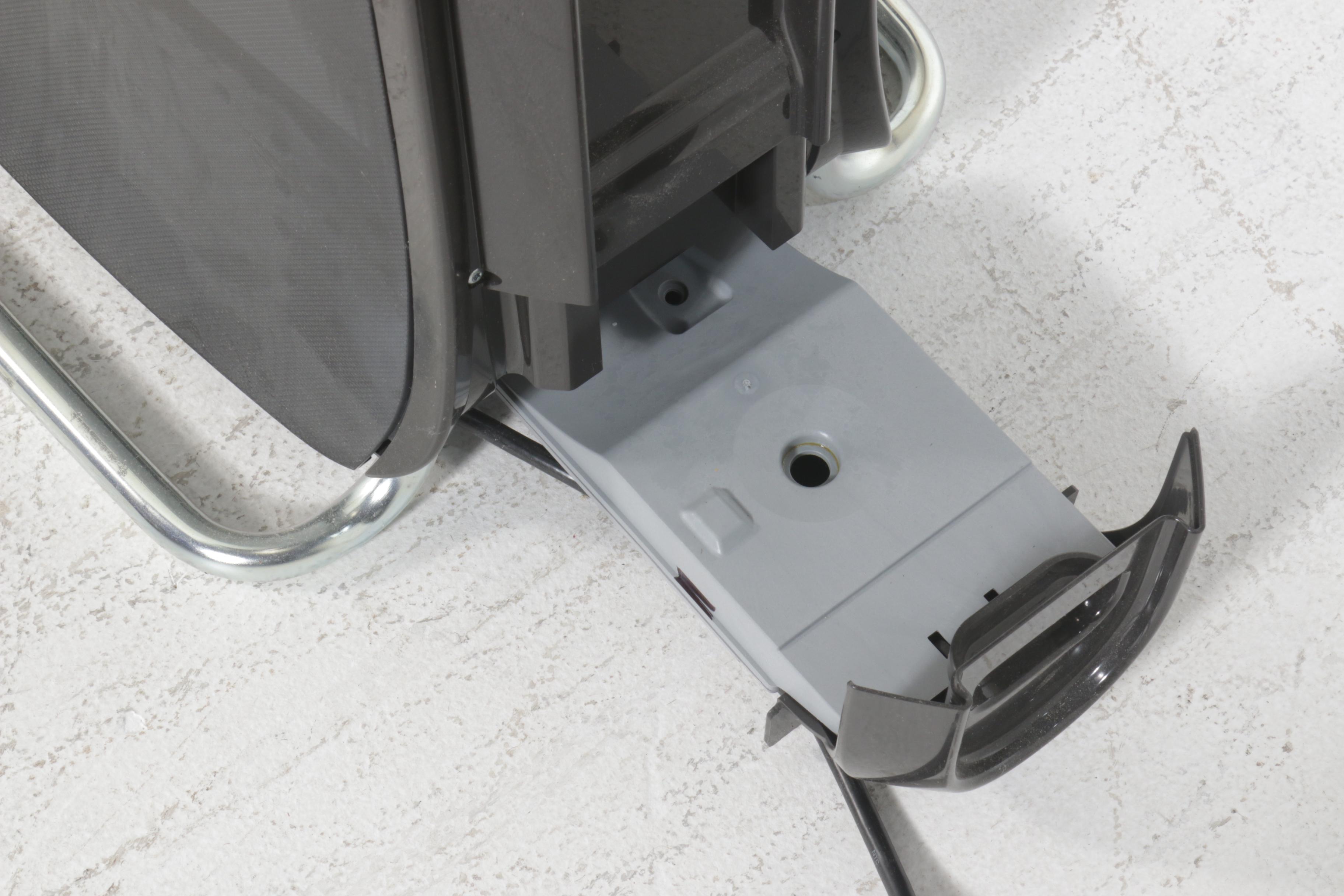 Whirlpool Swash Clothing Care System