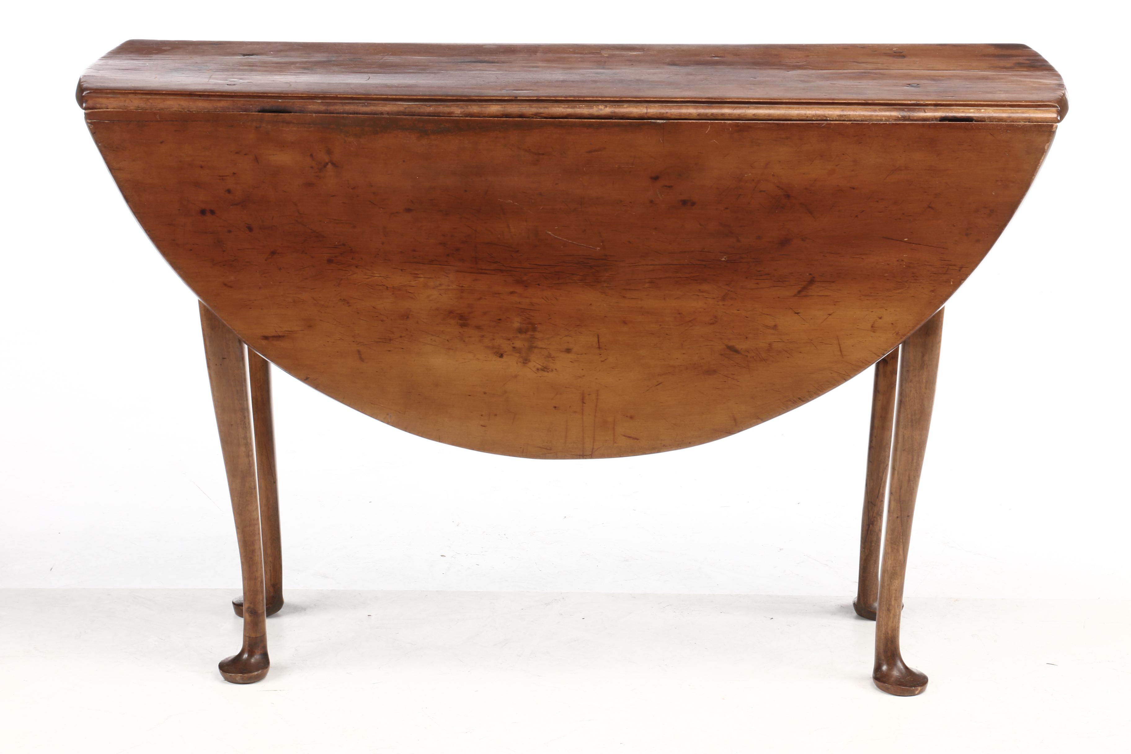 American Queen Anne Maple Drop-Leaf Table, Second Half 18th Century