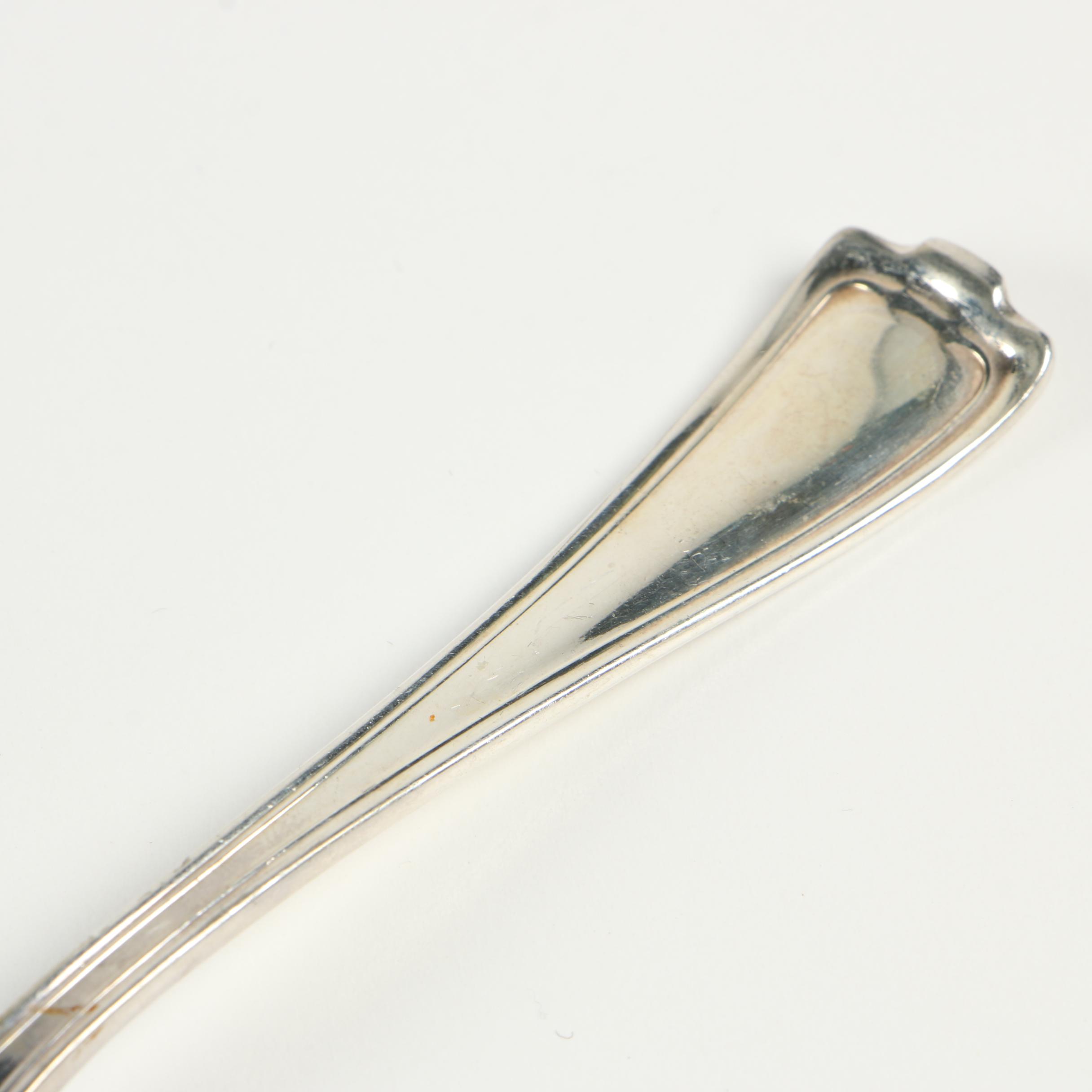 Rogers Bros "Cromwell" Silver Plate Flatware, Service for Twelve, 105 Pieces