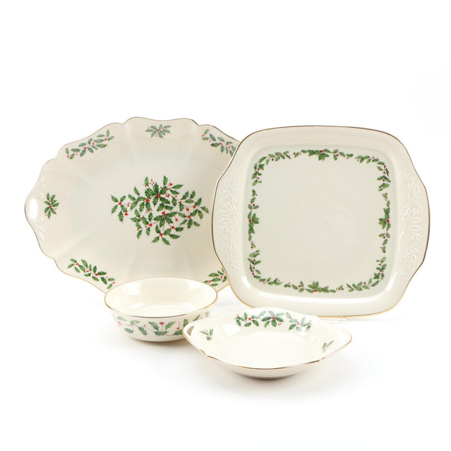 Lenox "Holiday" Porcelain Serving Tray, Platter and Bowls, Late 20th Century