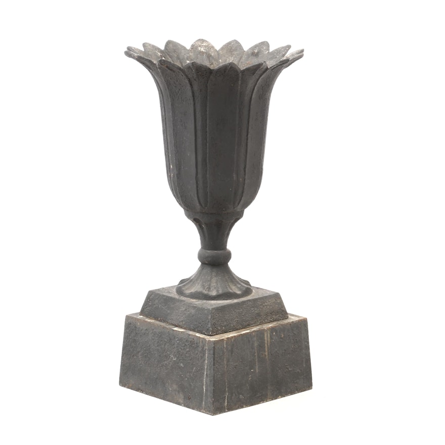 Neoclassical Tulip Form Cast Iron Jardinière Planter, 20th Century