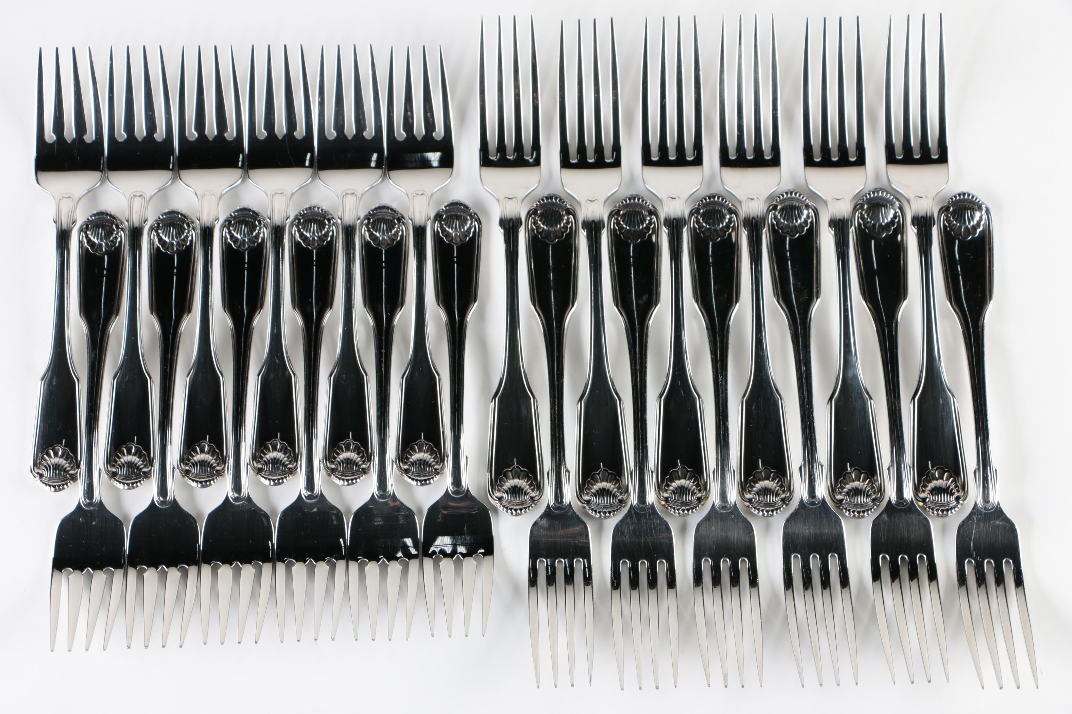 Oneida "Classic Shell" Stainless Flatware Service with "Midtowne" Serving Spoons