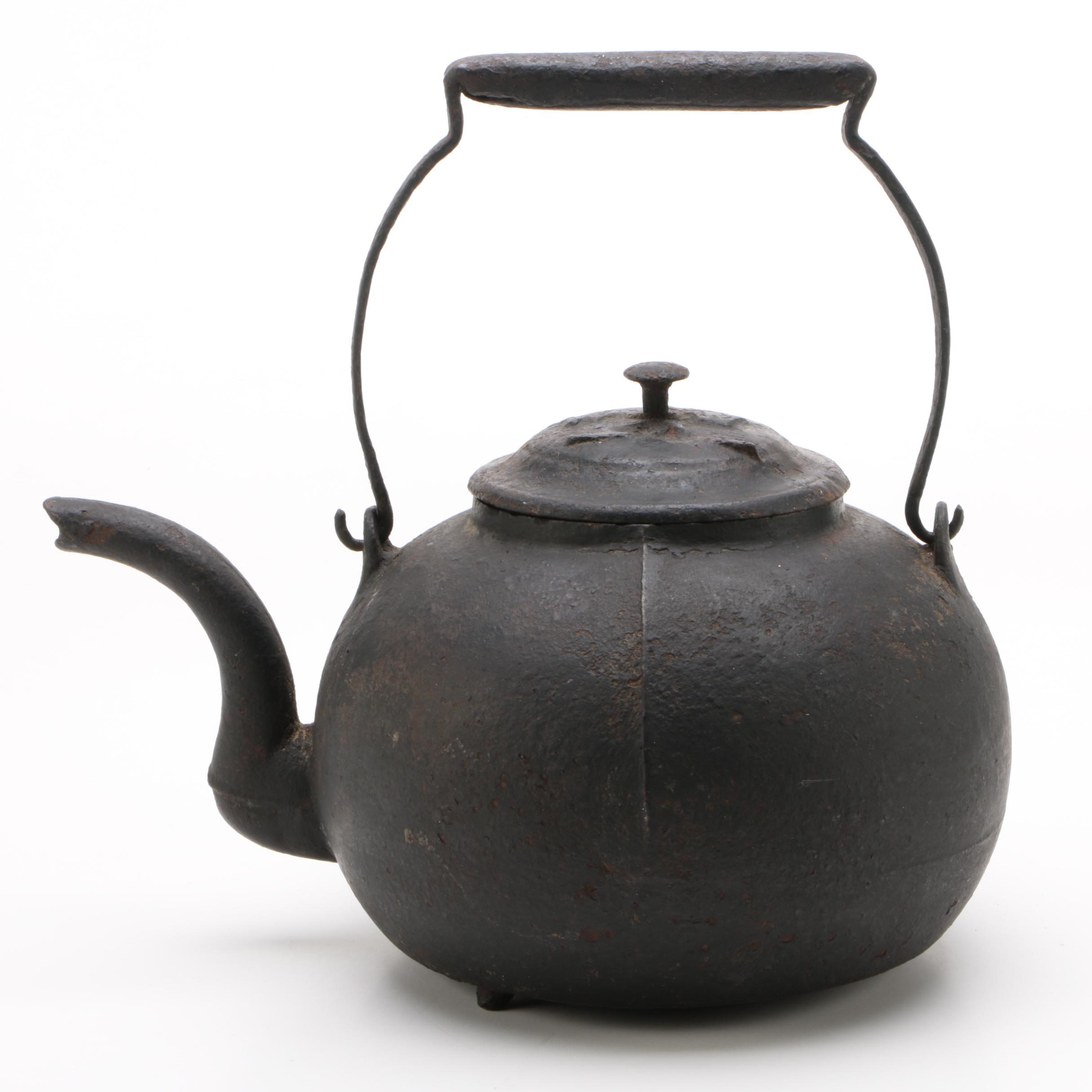 Cast Iron Pot Bellied Tea Kettle with Gooseneck Spout, Early 19th Century