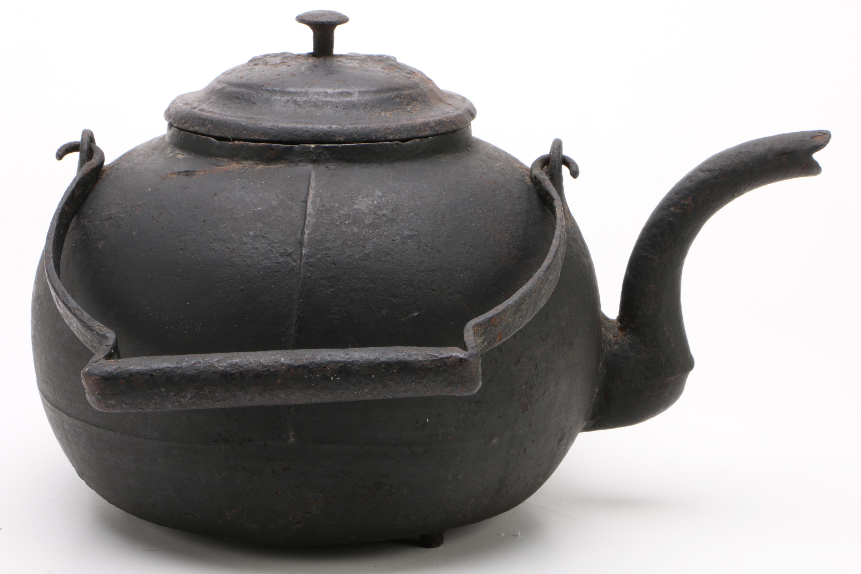 Cast Iron Pot Bellied Tea Kettle with Gooseneck Spout, Early 19th Century