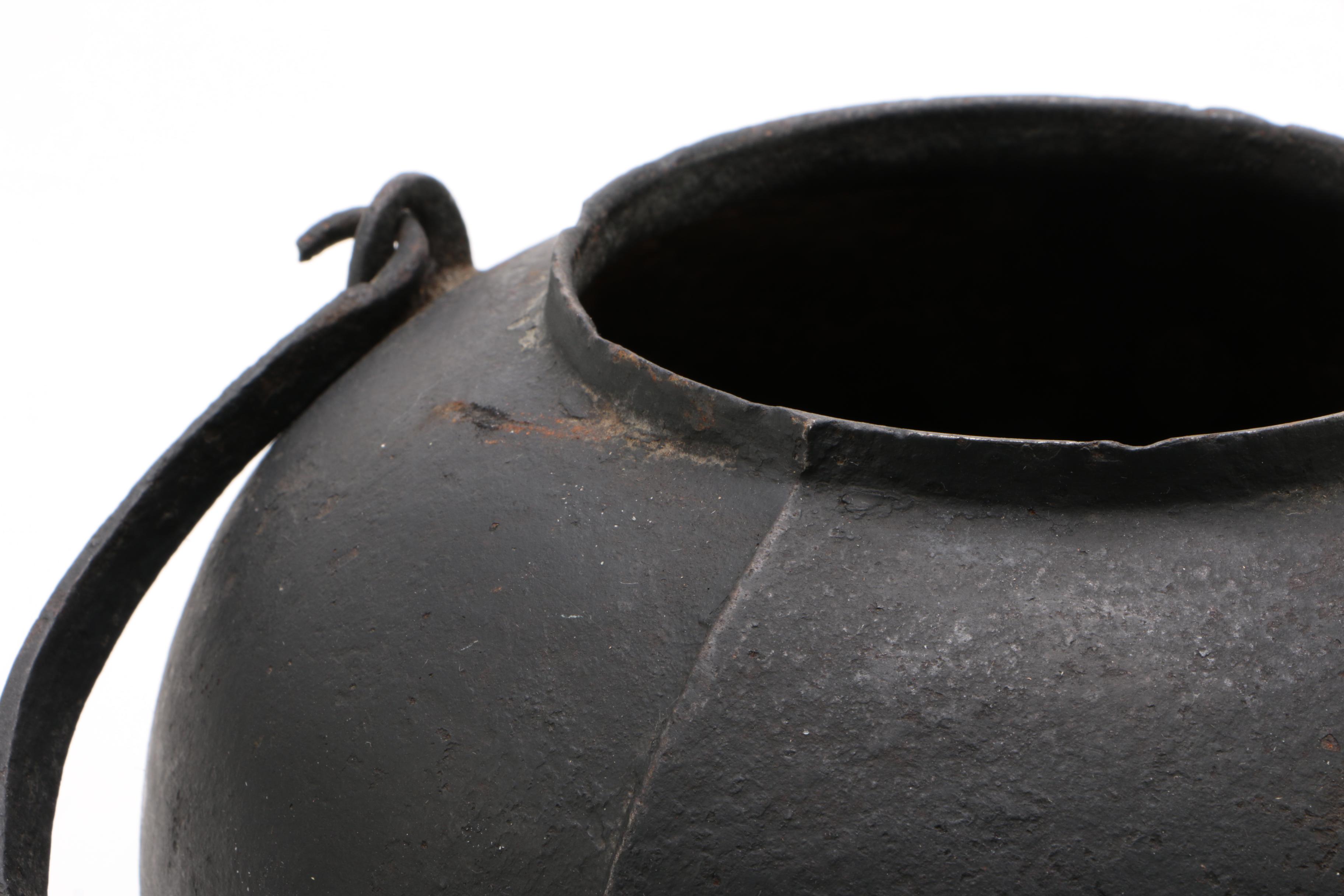 Cast Iron Pot Bellied Tea Kettle with Gooseneck Spout, Early 19th Century