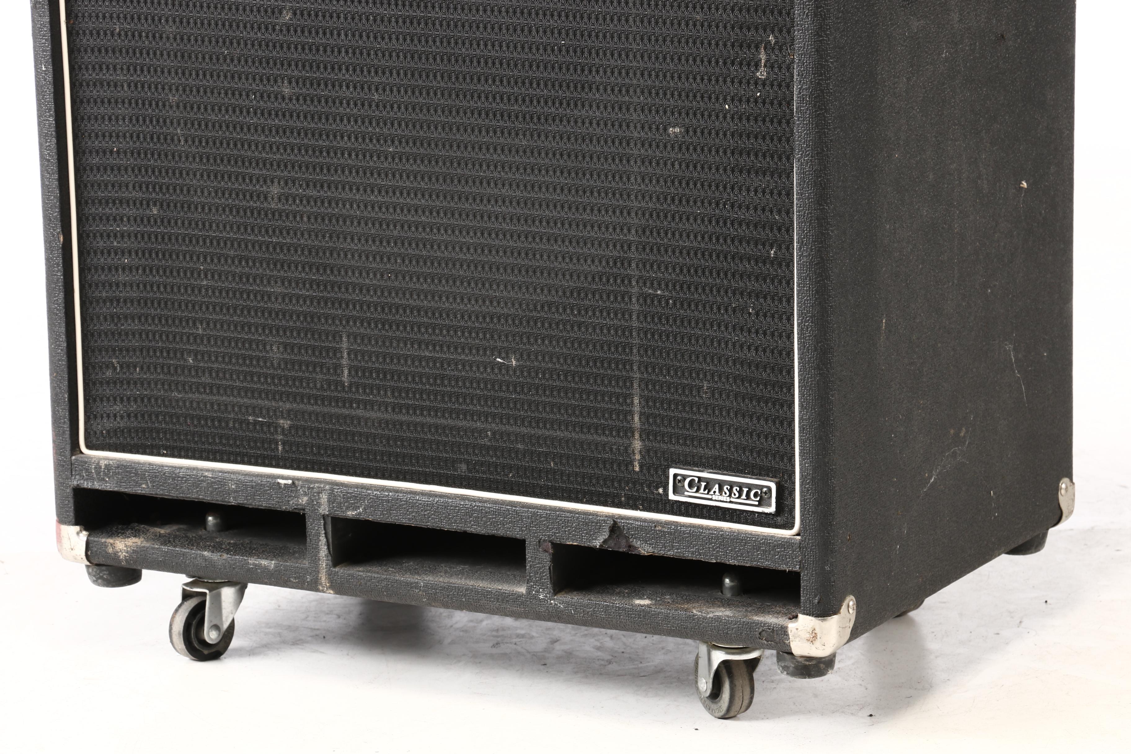 Ampeg Classic Series Passive Bass Speaker Cabinet