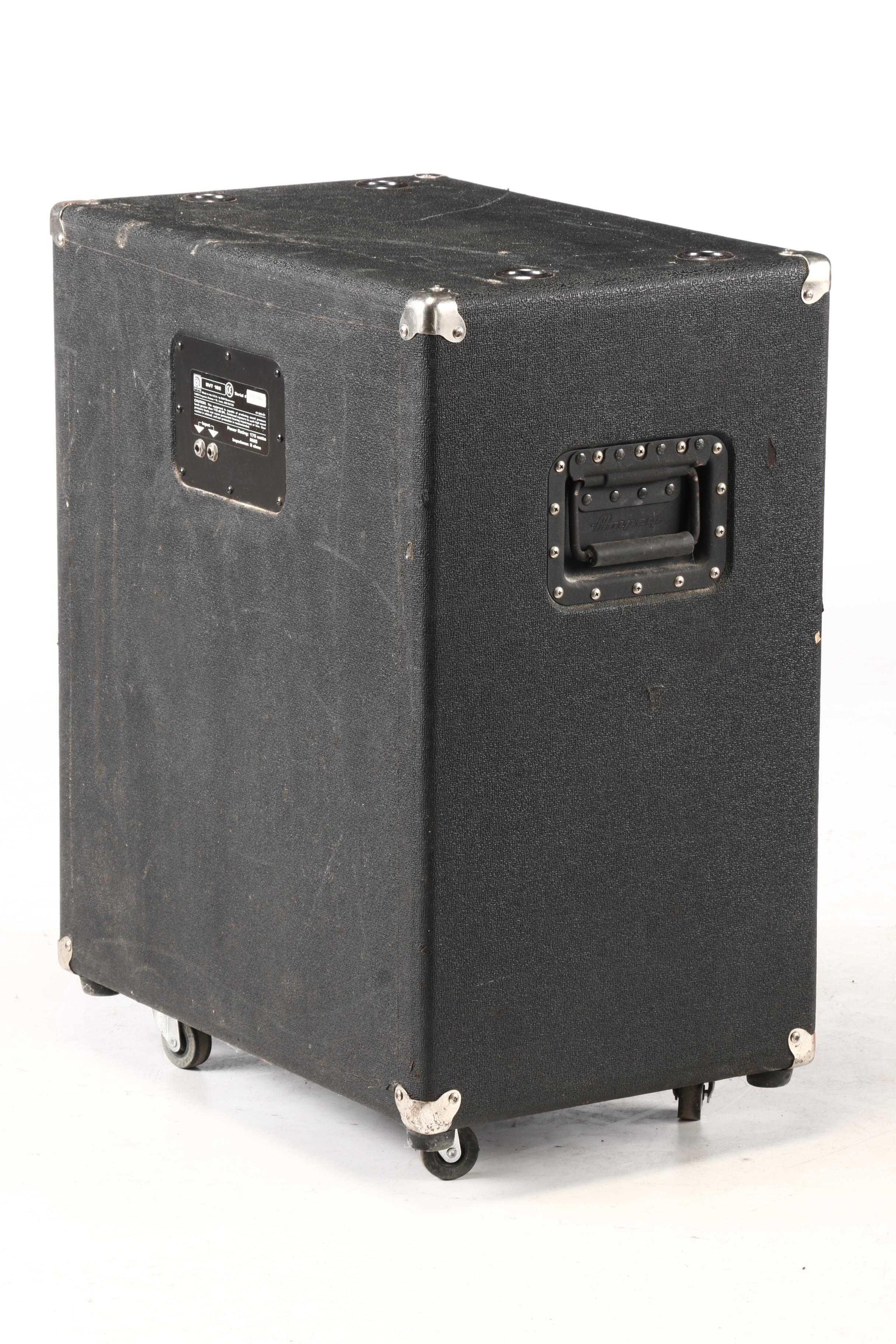 Ampeg Classic Series Passive Bass Speaker Cabinet