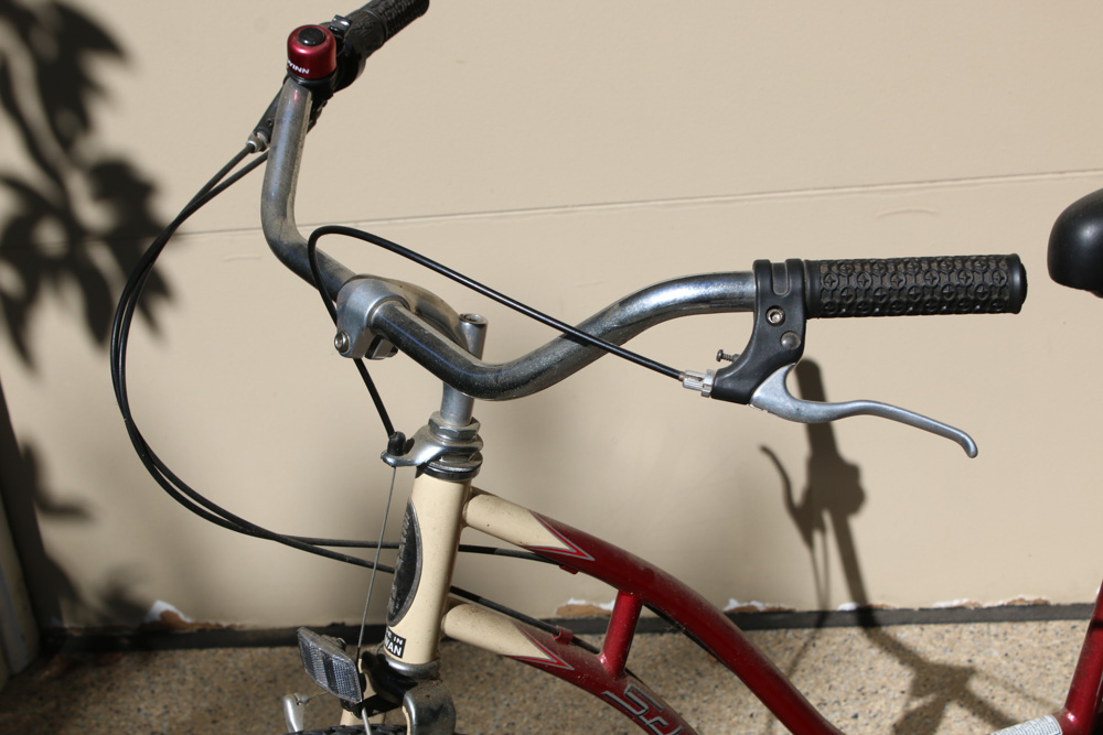 Schwinn 6 Speed Women's Cruiser Bike, Contemporary