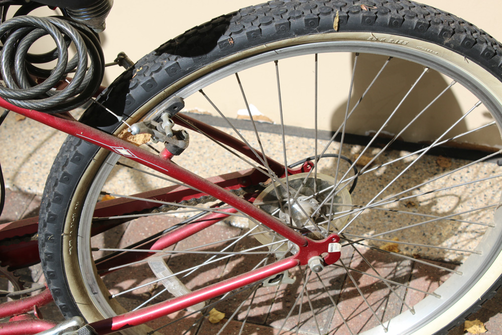 Schwinn 6 Speed Women's Cruiser Bike, Contemporary