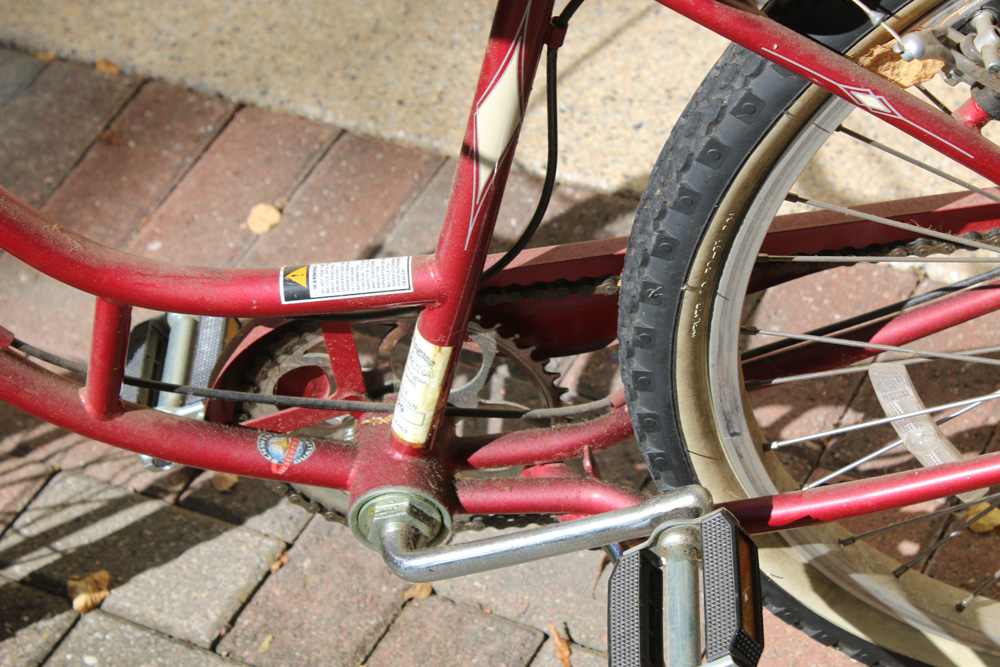 Schwinn 6 Speed Women's Cruiser Bike, Contemporary