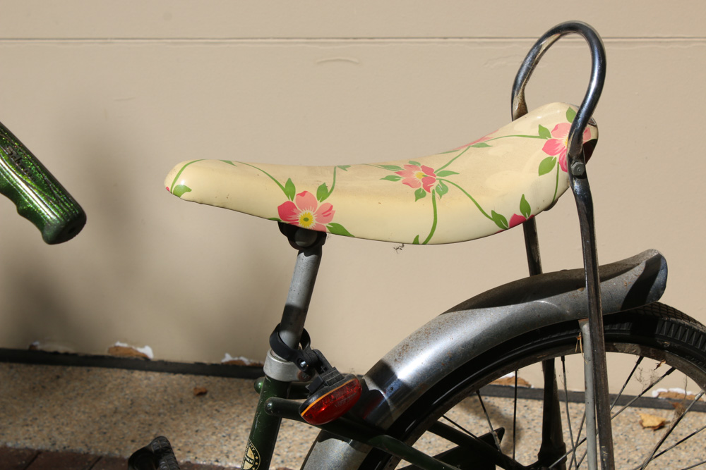 Schwinn "Lil' Chik" Sting-Ray Child's Banana Seat Bicycle, Mid-20th Century