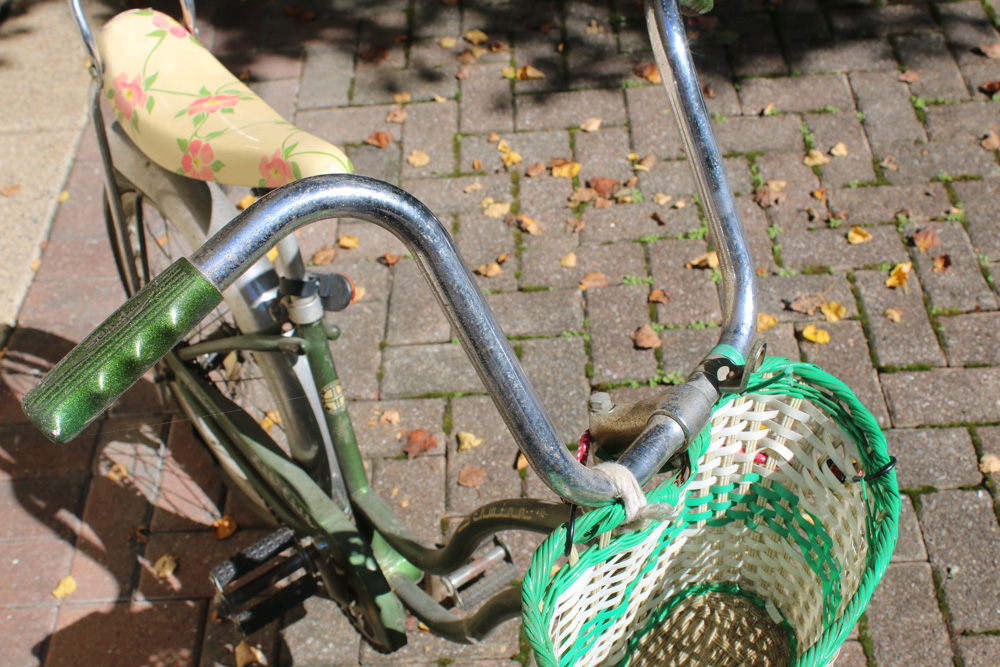Schwinn "Lil' Chik" Sting-Ray Child's Banana Seat Bicycle, Mid-20th Century