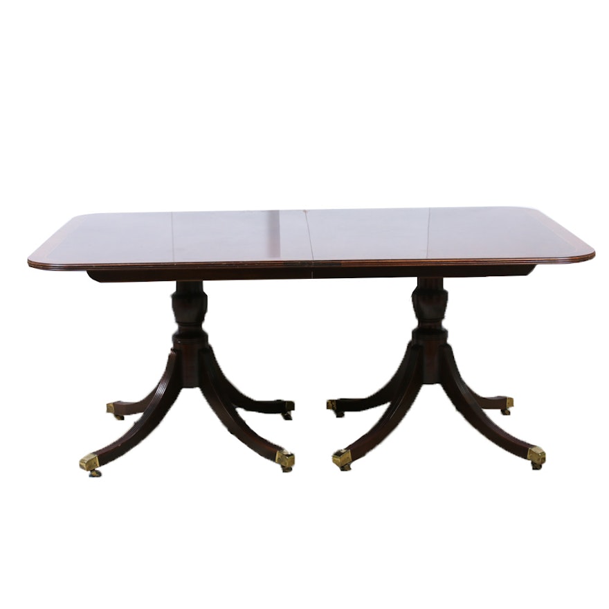 Baker Charleston Reproductions Federal Style Banded Mahogany Dining Table