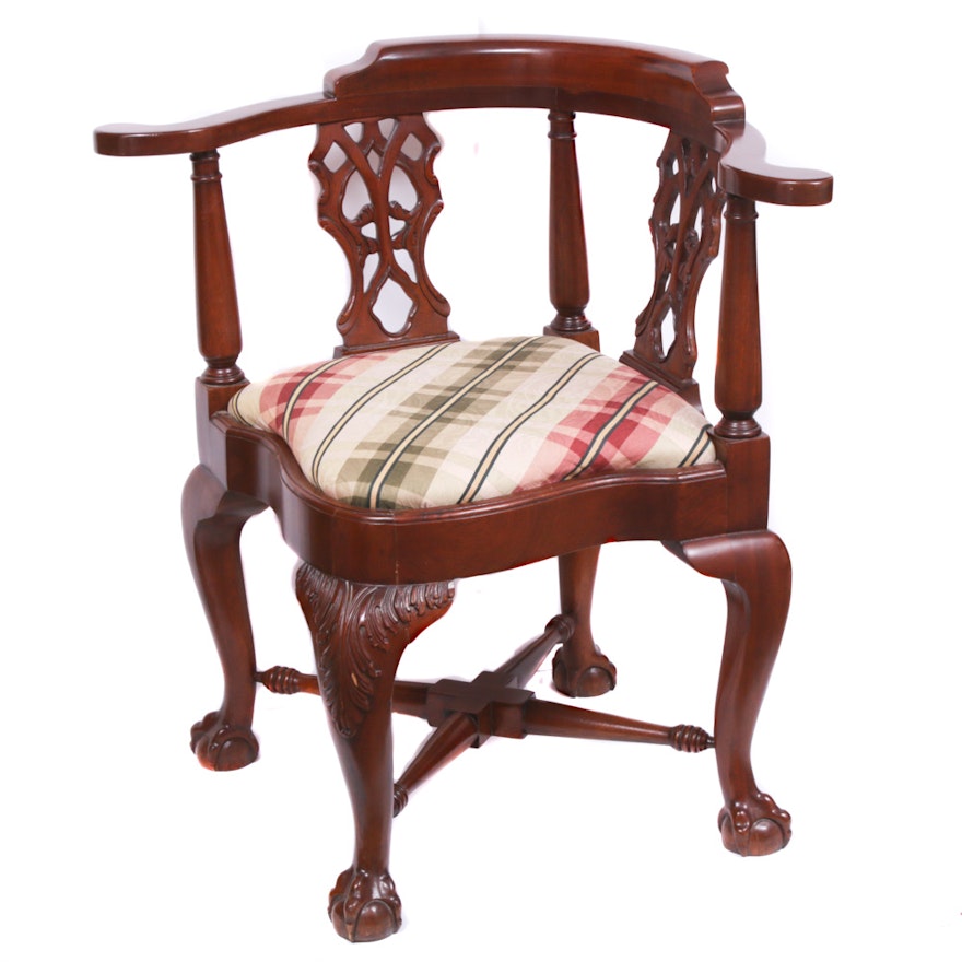 Chippendale-Style Mahogany-Finished Corner Chair, Late 20th Century