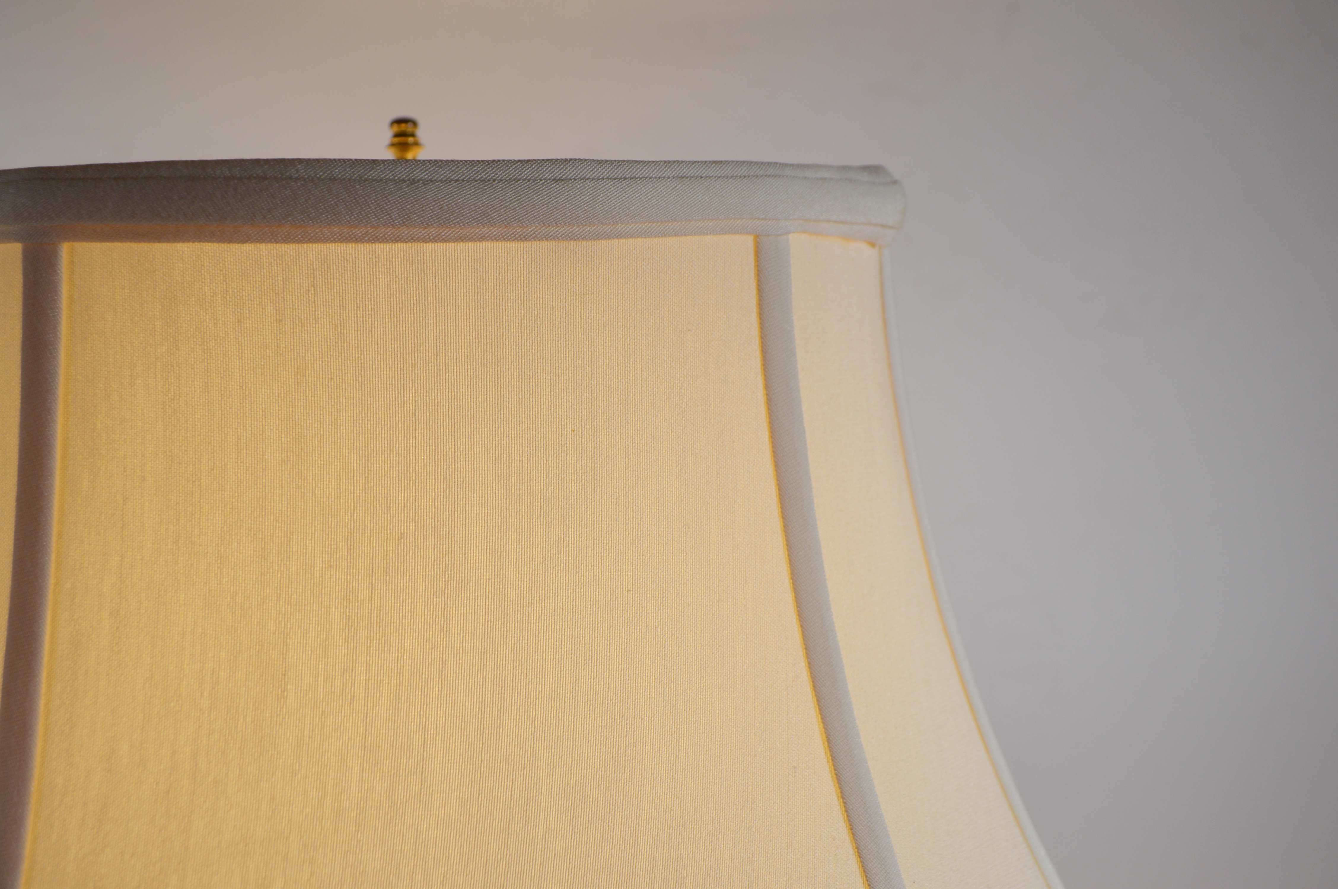 Hand Painted Porcelain Ginger Jar Table Lamp