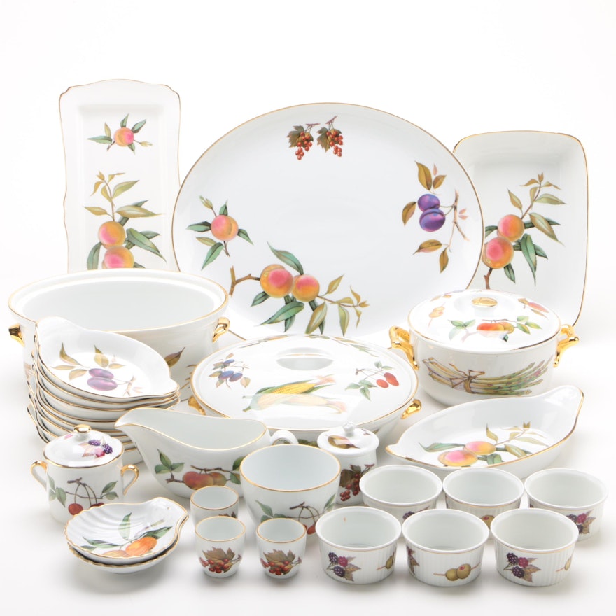 Royal Worcester "Evesham Gold" Serveware and Bakeware Pieces