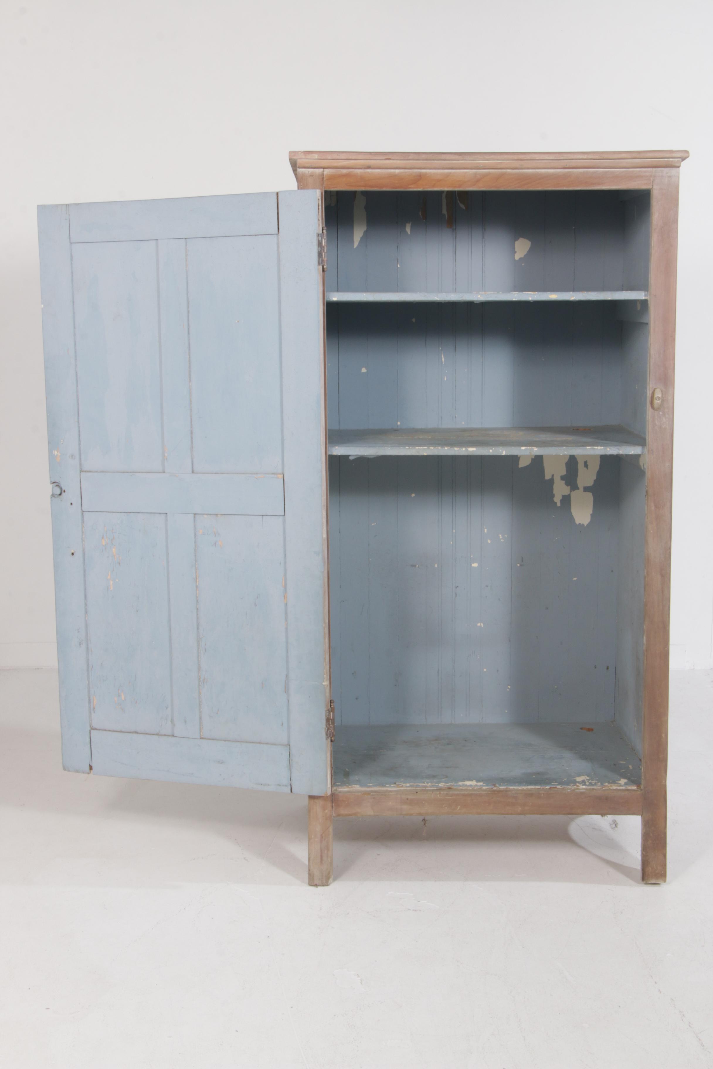 American Primitive Wooden Pantry Cabinet, Late 19th Century/Early 20th century