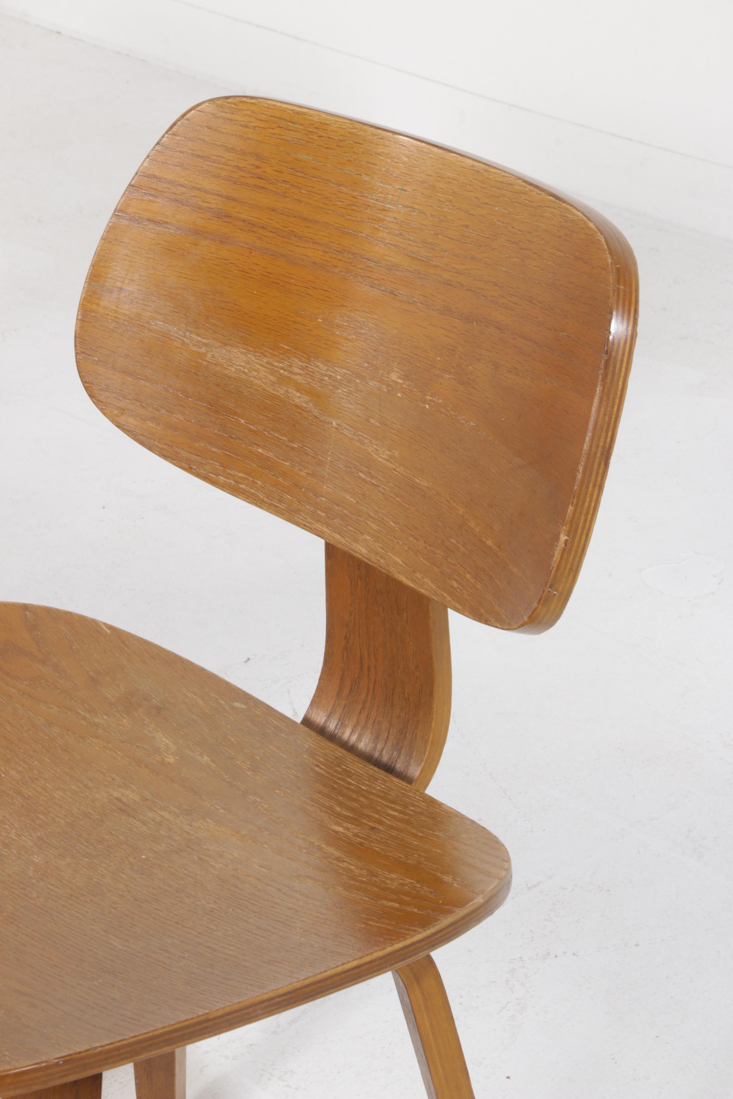 Thonet Bent Plywood Dining Chairs, Mid Century Modern