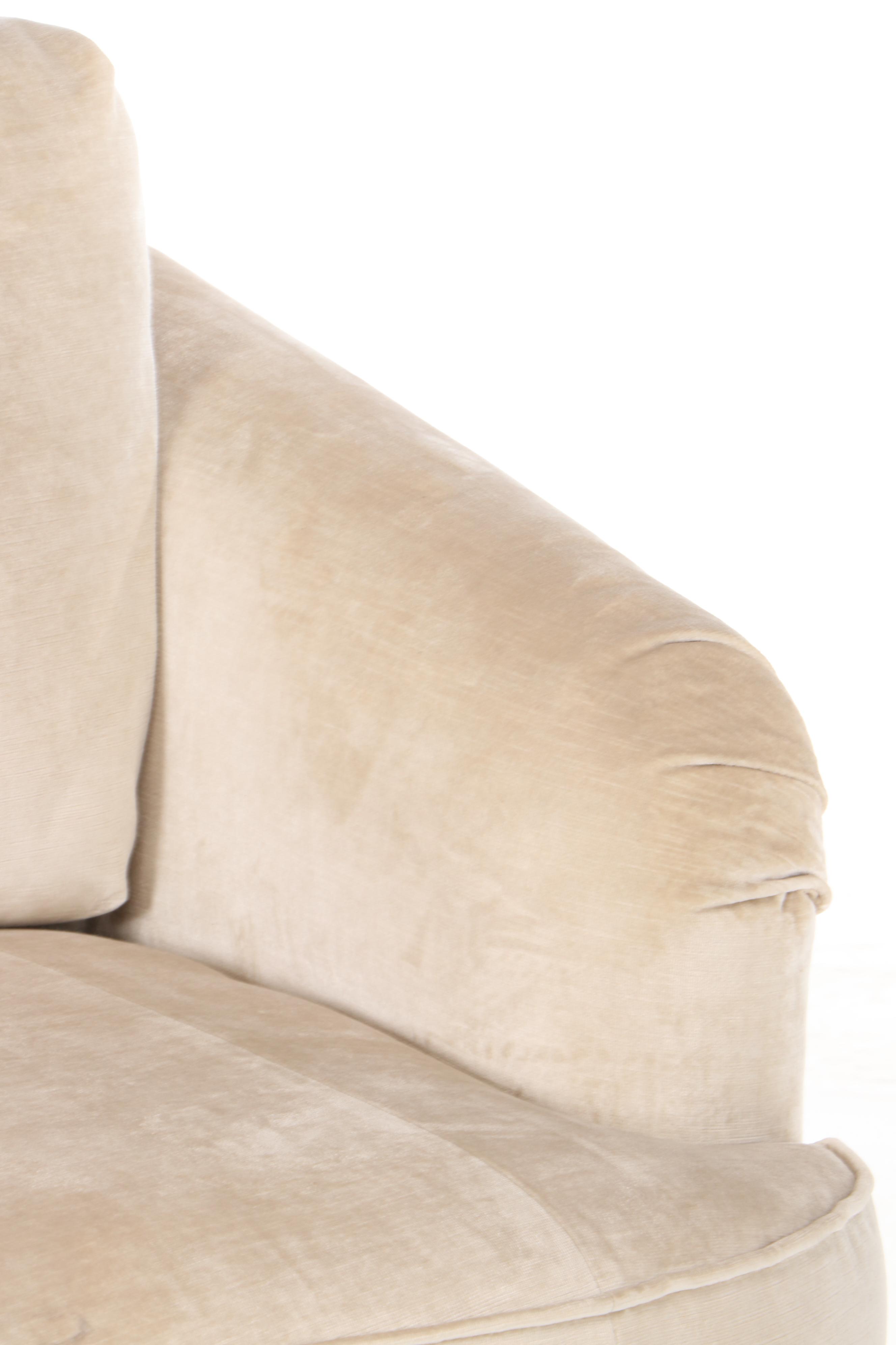 Thomasville Upholstered Fringe Skirted Love Seat, Contemporary