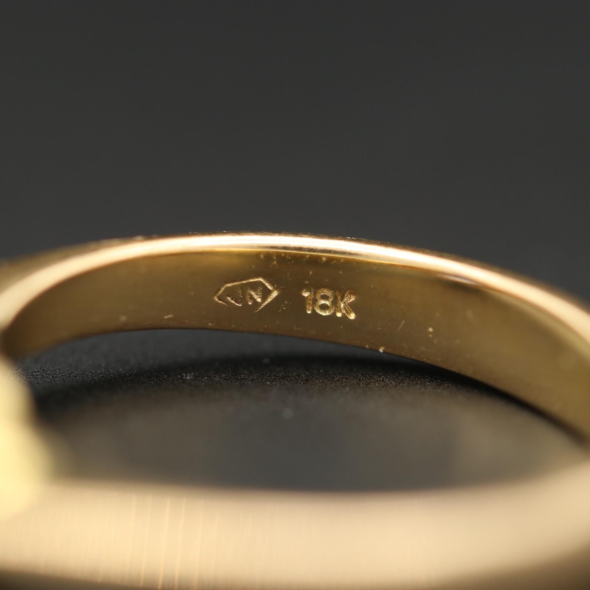 18K Yellow Gold Sapphrie and Diamond Ring