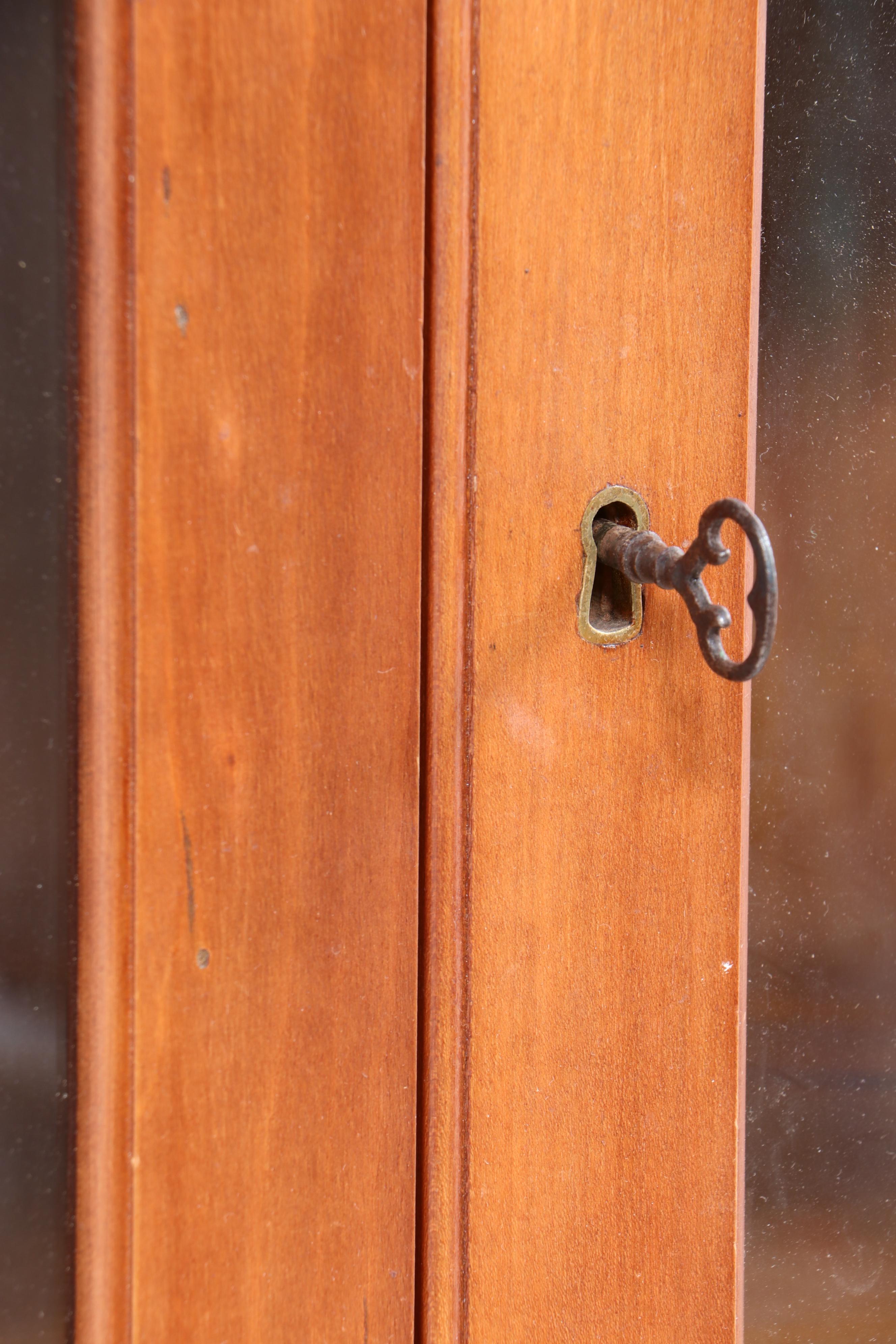 Federal Cherry Corner Cupboard with Scalloped Cornice, Early 19th Century