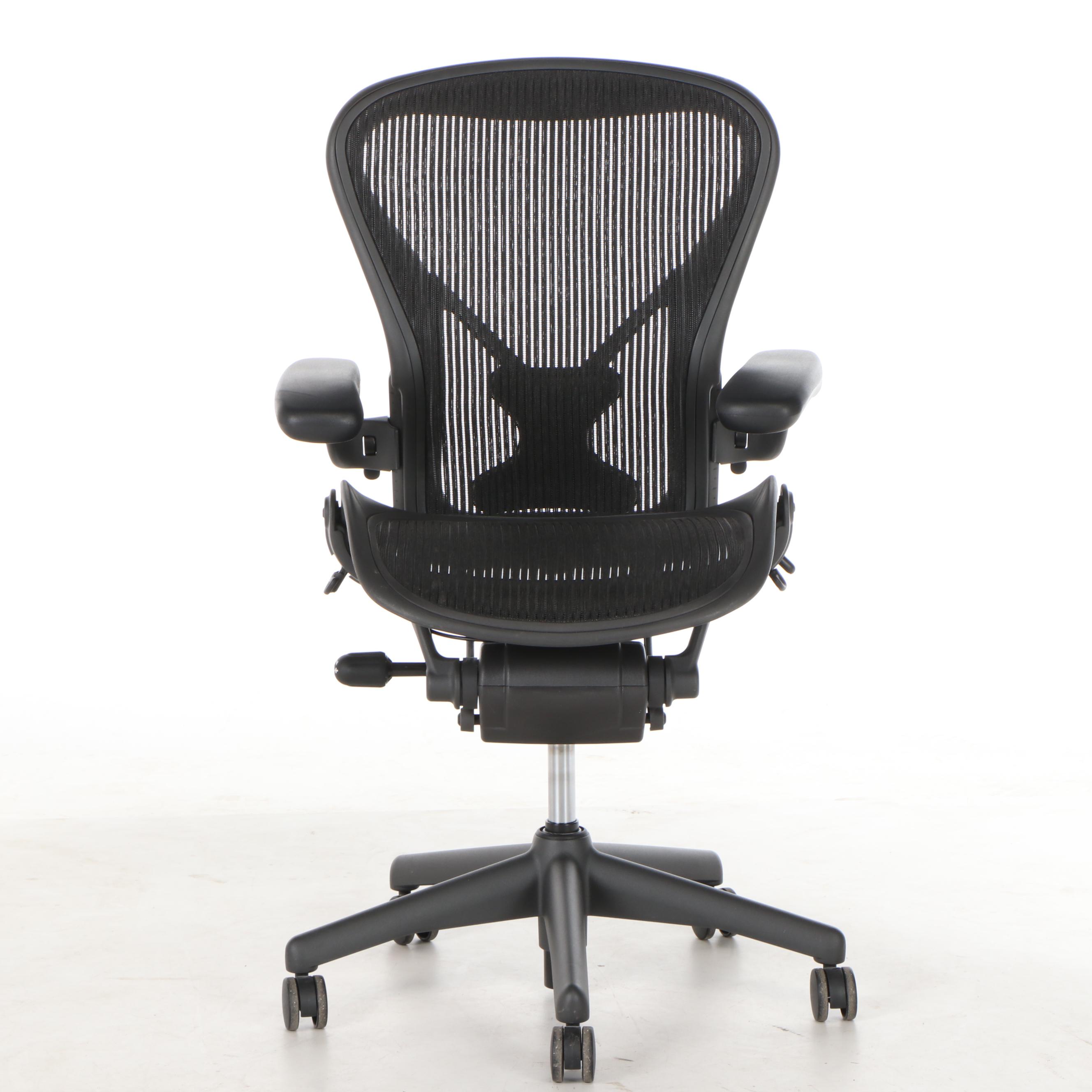 Herman Miller "Aeron" Fully Equipped "B" Office Chair, Contemporary