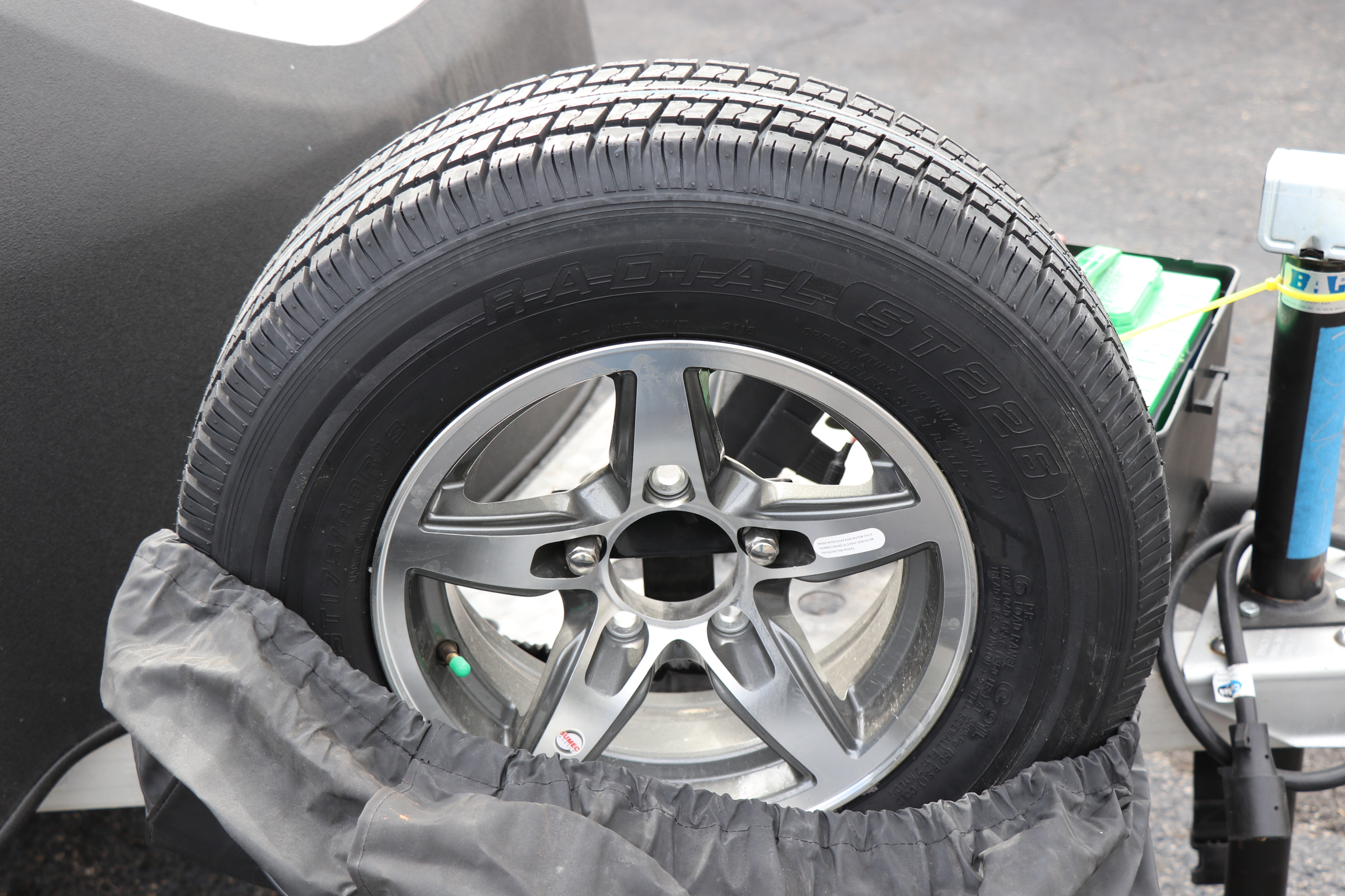 MyPod by Little Guy Teardrop Camper Trailer