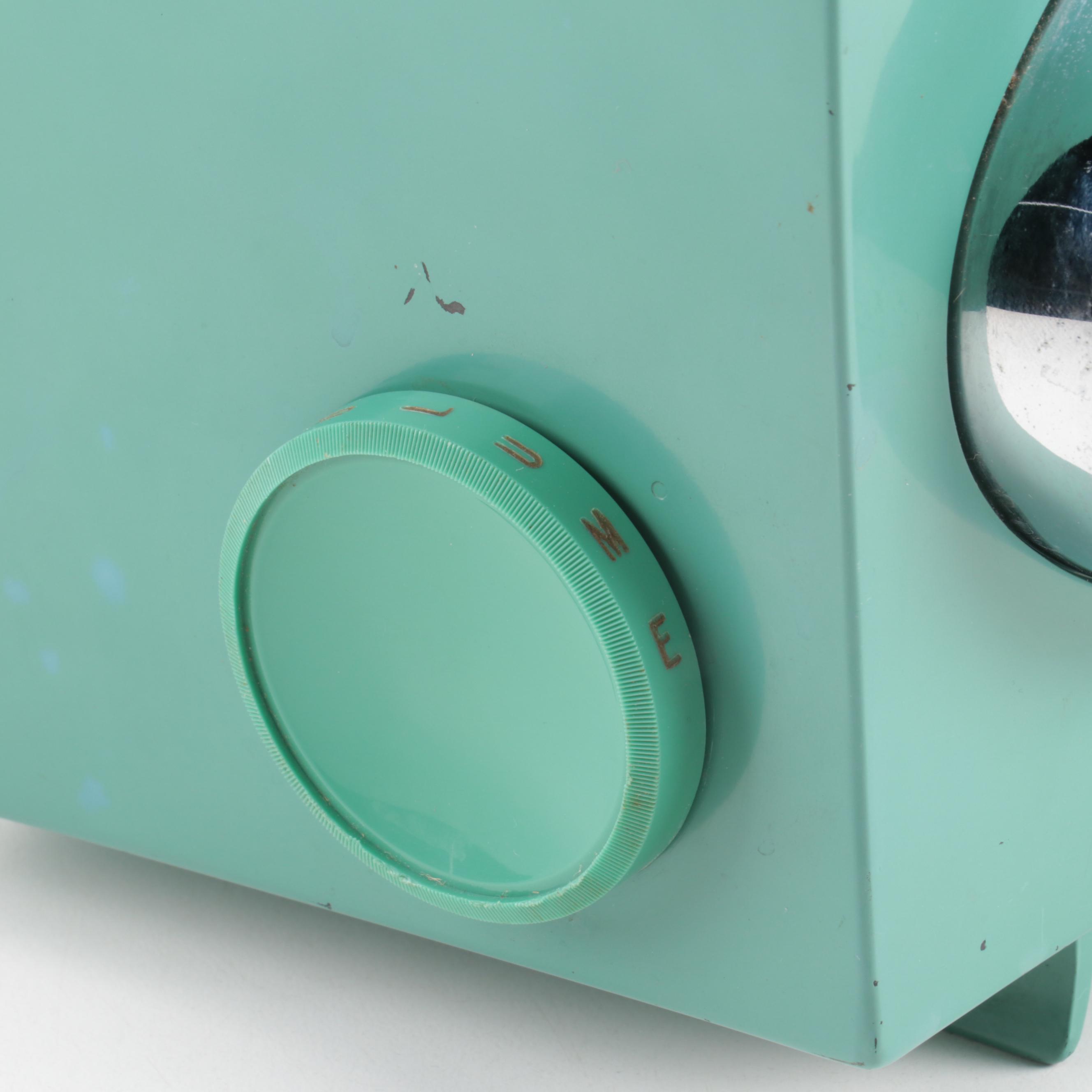 Motorola Mid Century Modern Bakelite Telechron Clock Radio With Alarm