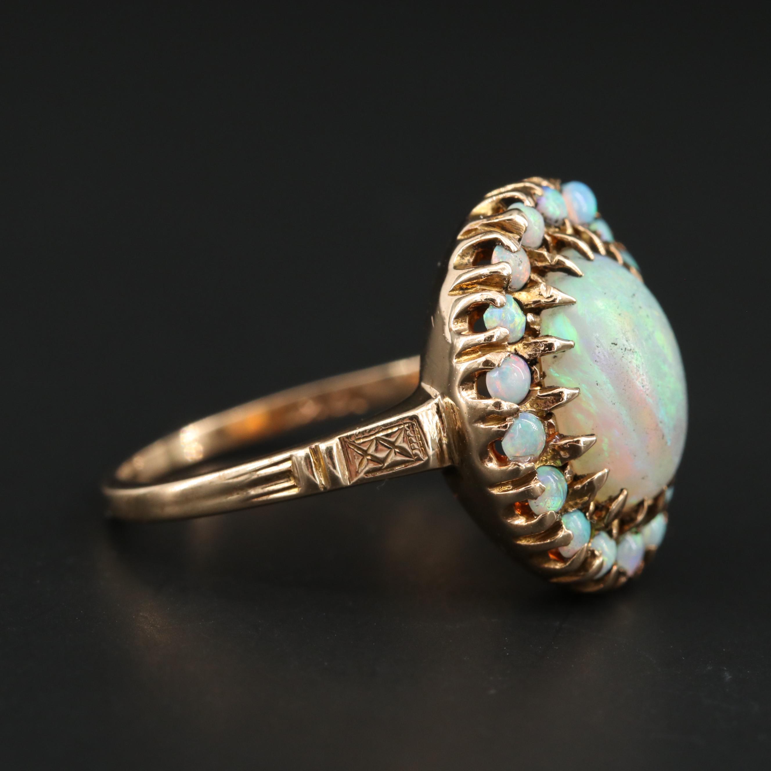 Antique 10K Yellow Gold Opal Ring