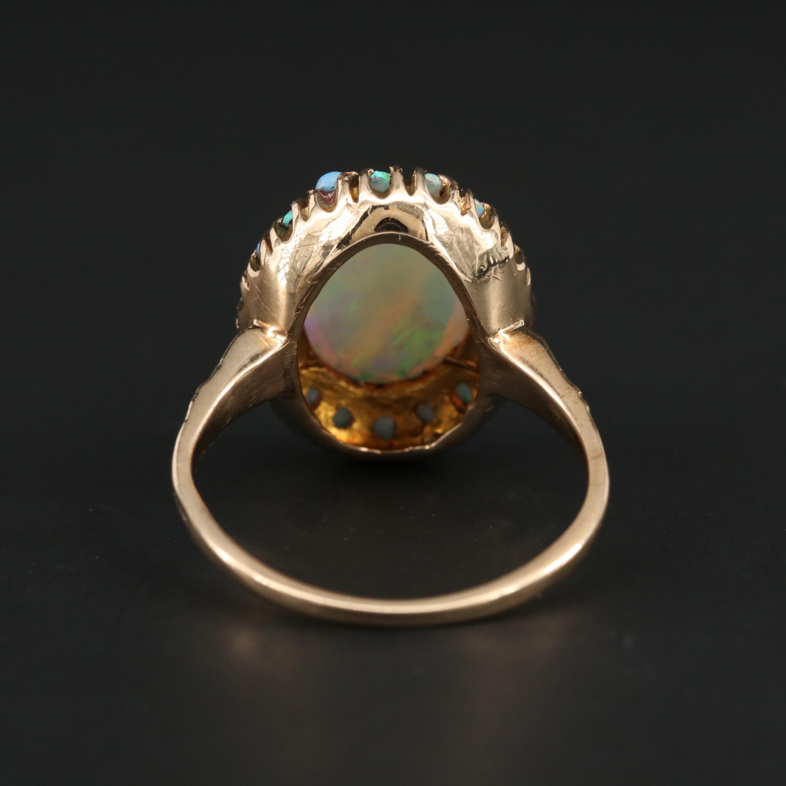 Antique 10K Yellow Gold Opal Ring