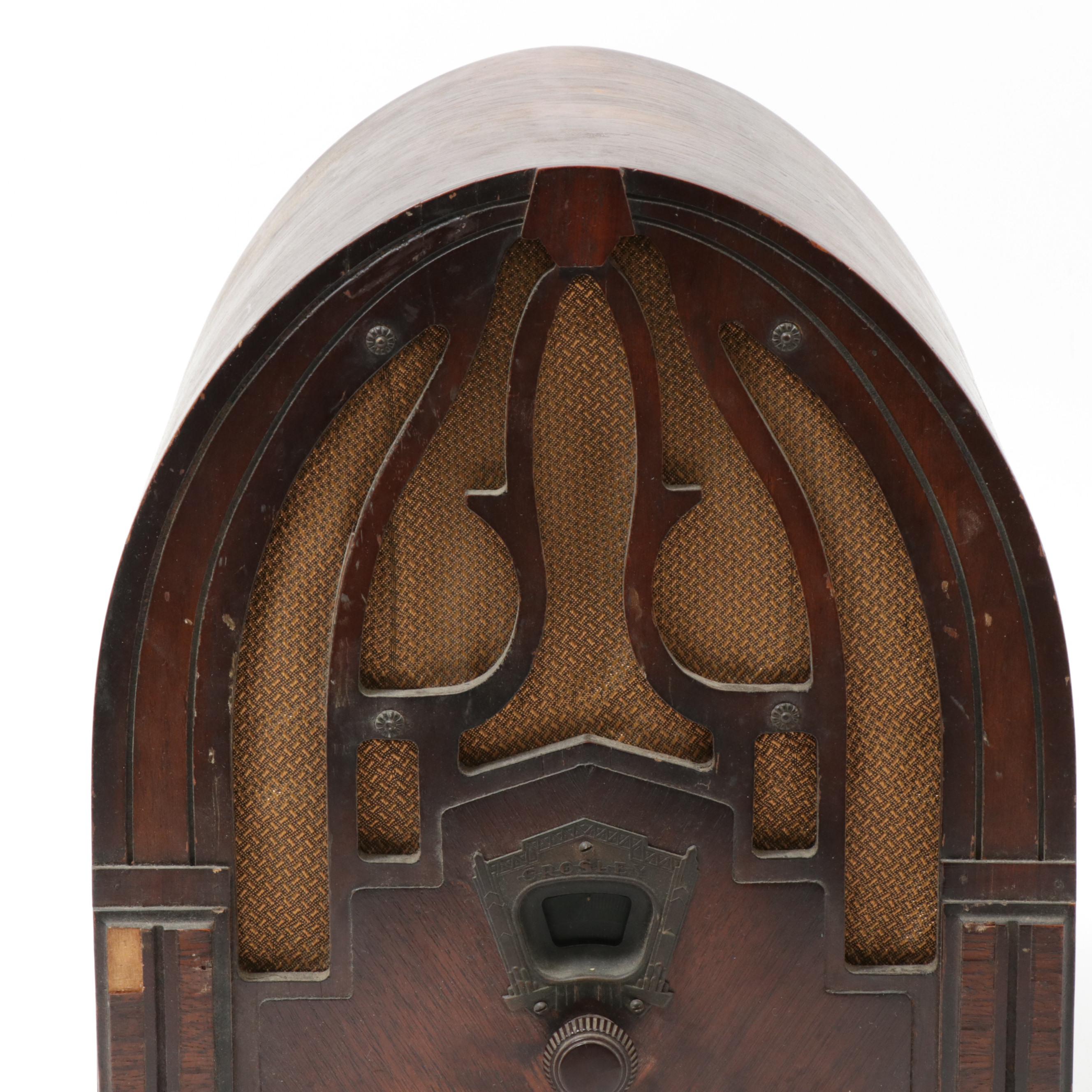 Crosley Model 167 Cathedral Radio, 1930s