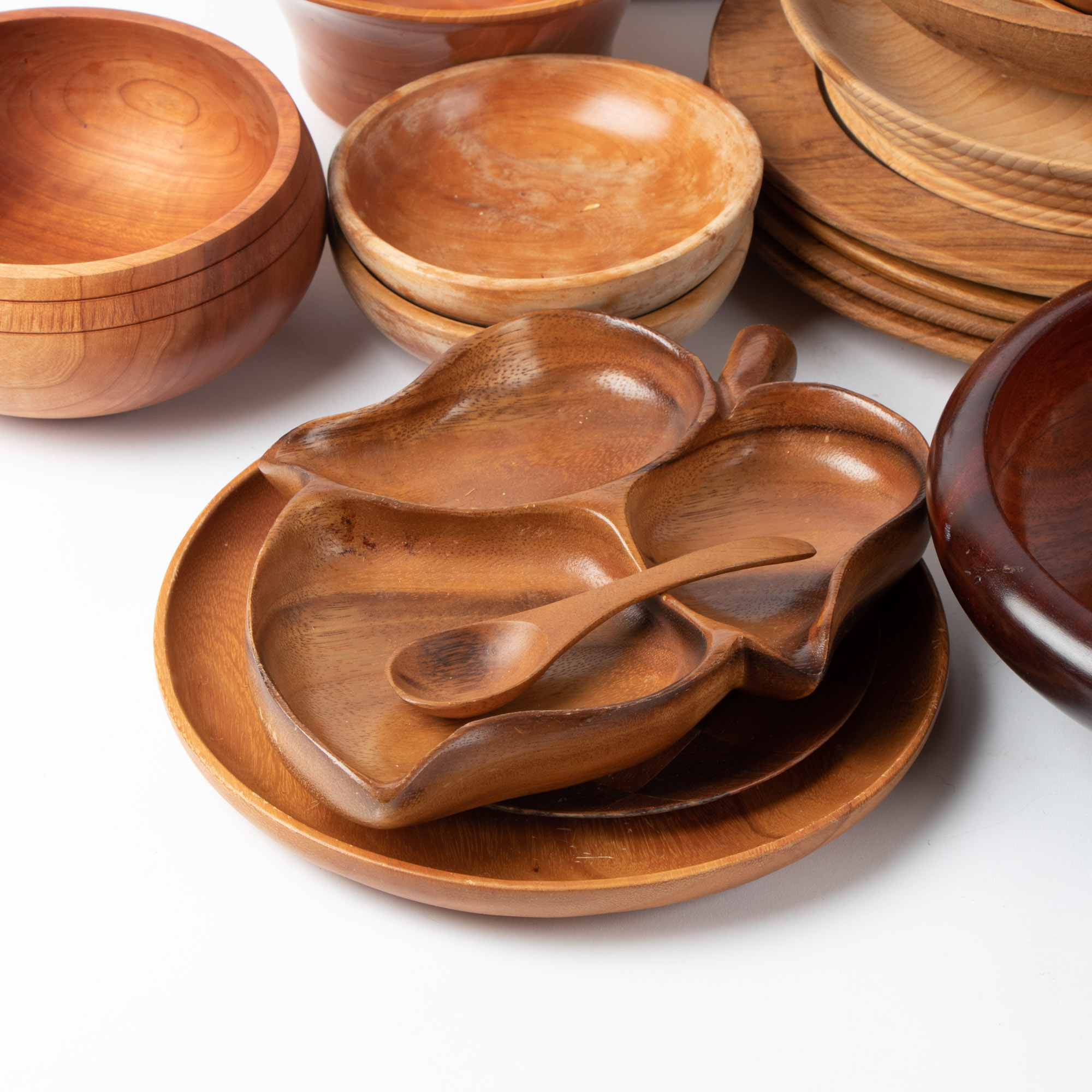 Wooden Bowls, Plates, Serve-ware, and Trays
