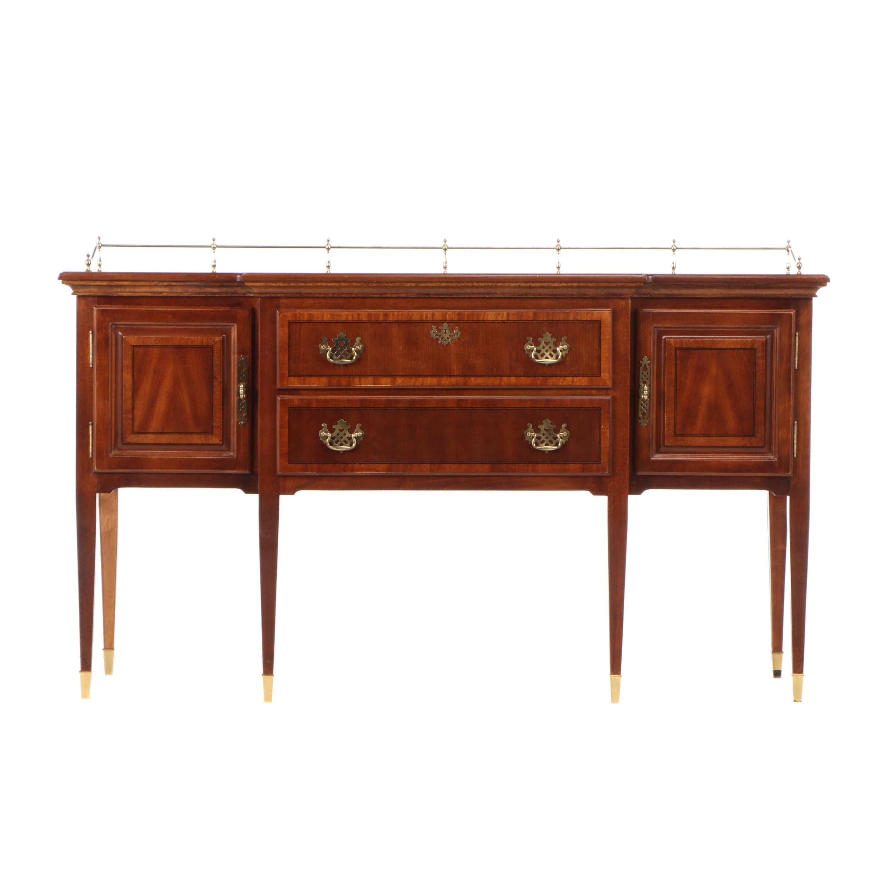 Hepplewhite Style Mahogany Breakfront Sideboard, Late 20th Century