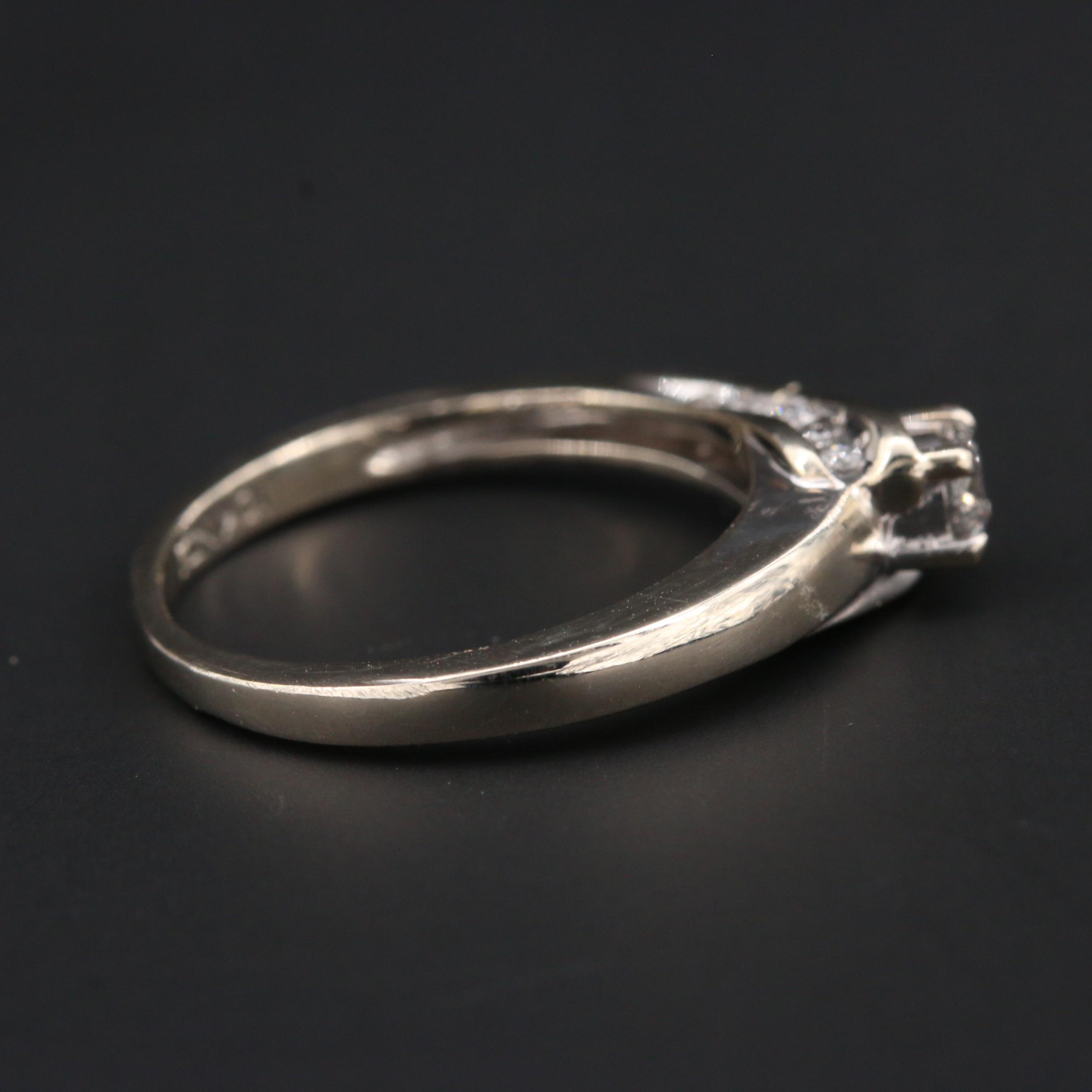 10K White Gold Diamond Ring