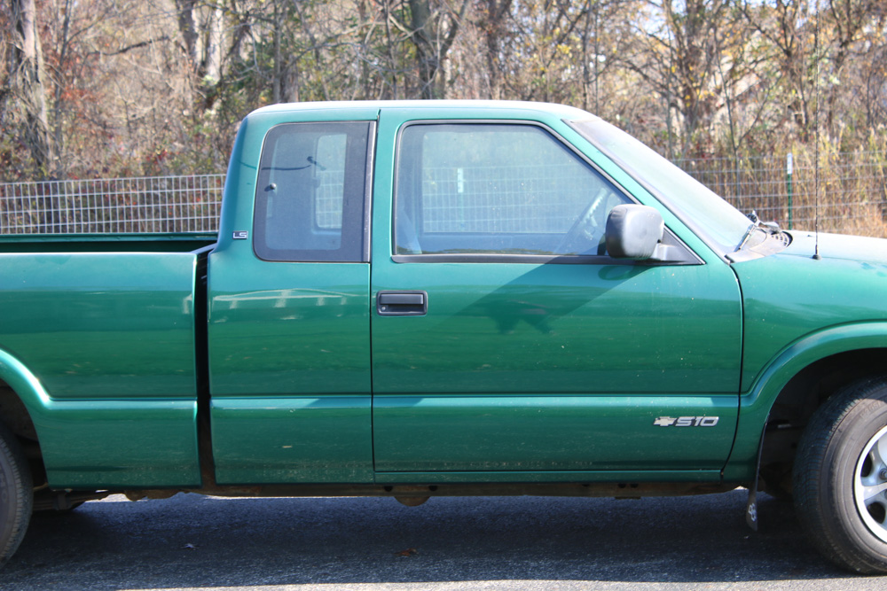 1999 Chevrolet S10 Extended Cab Truck