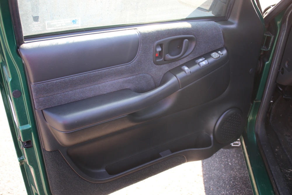 1999 Chevrolet S10 Extended Cab Truck